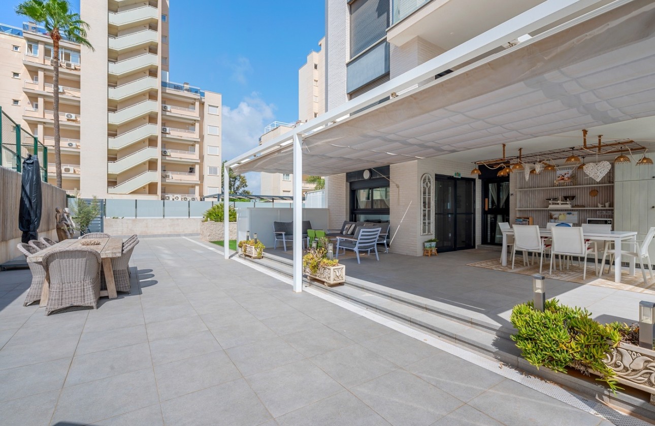 Sprzedaż - Apartament / Mieszkanie -
Guardamar del Segura - Guardamar