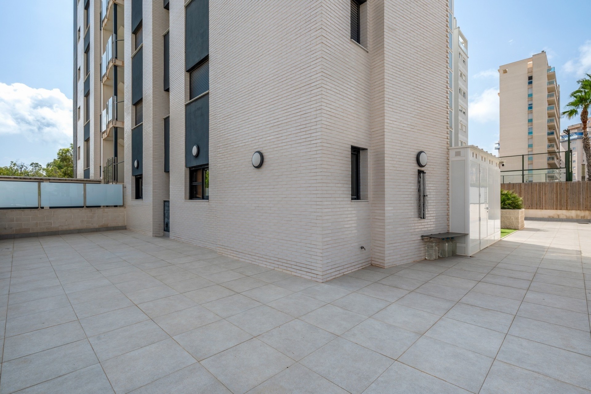 Sprzedaż - Apartament / Mieszkanie -
Guardamar del Segura - Guardamar