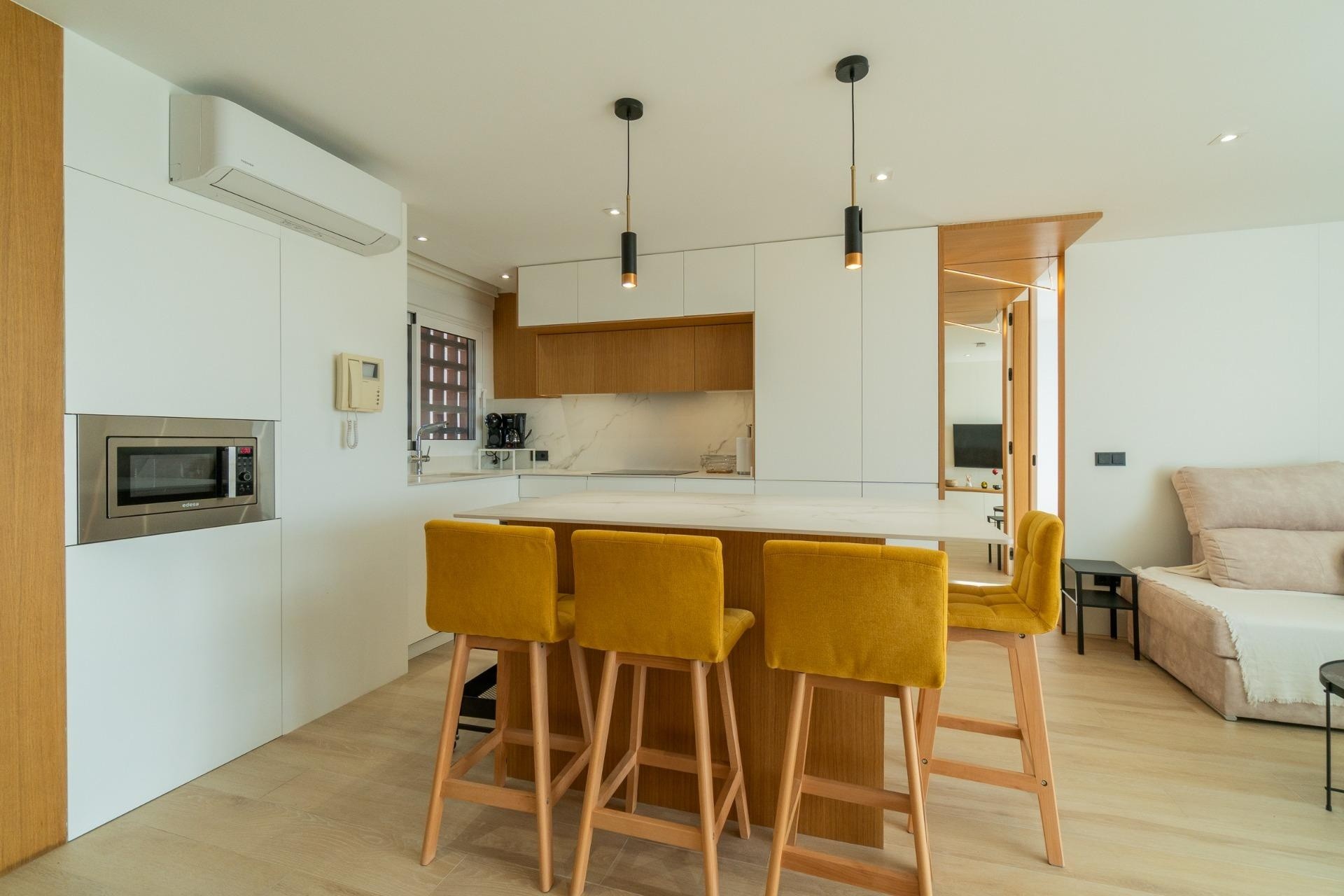 Sprzedaż - Apartament / Mieszkanie -
Guardamar del Segura - Puerto Deportivo