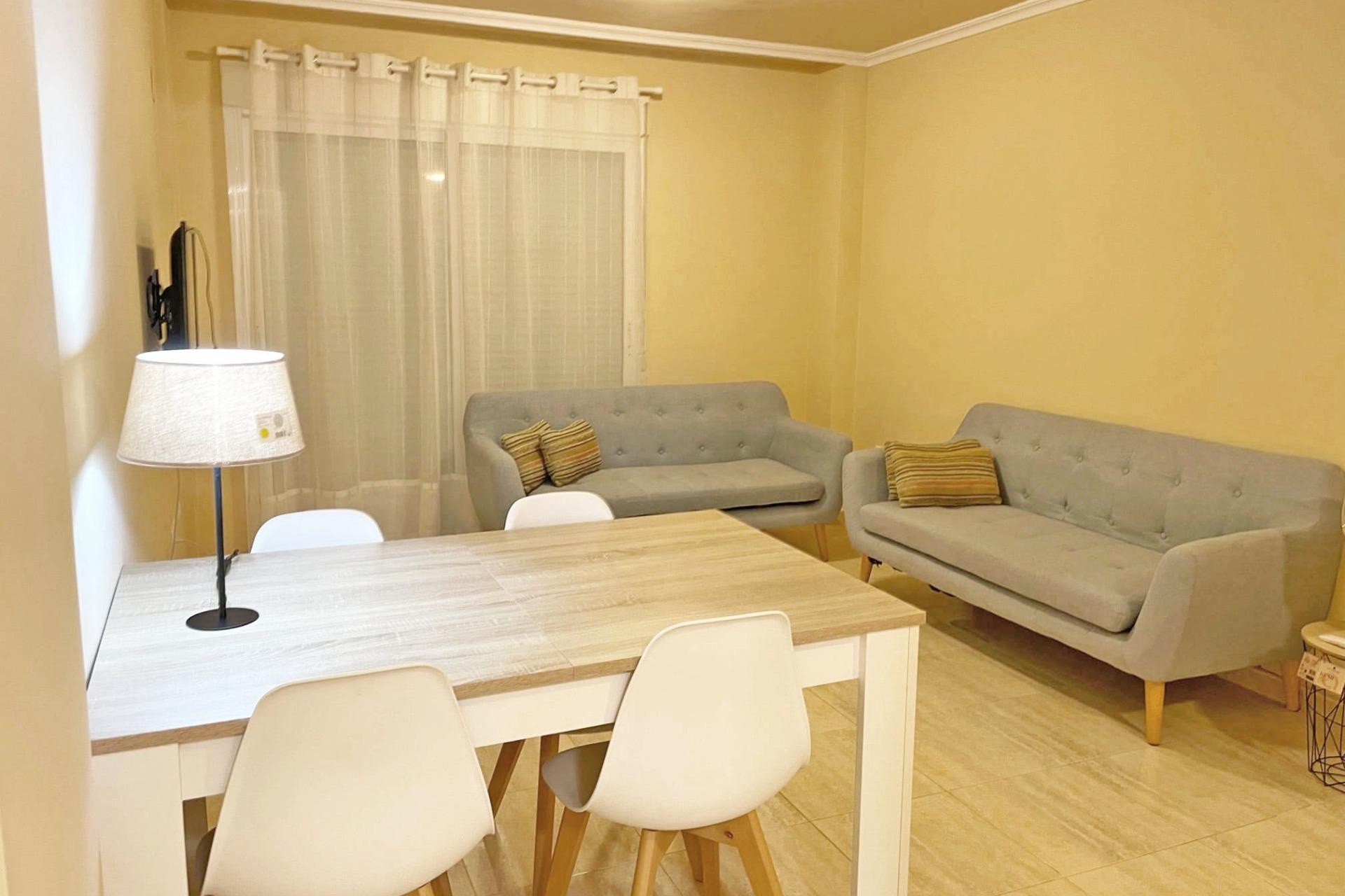 Sprzedaż - Apartament / Mieszkanie -
Guardamar del Segura - puerto deportivo