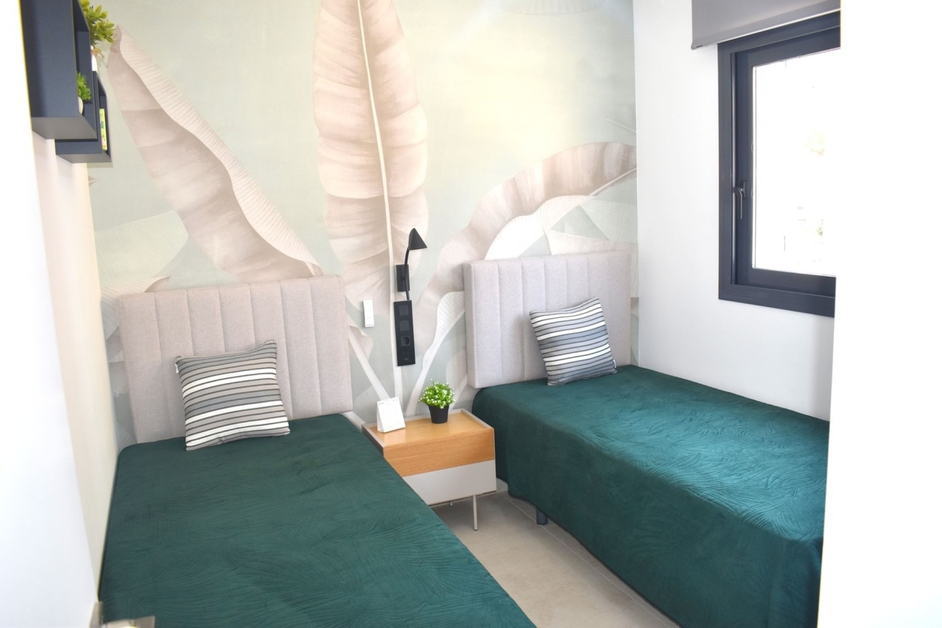 Sprzedaż - Apartament / Mieszkanie -
Guardamar del Segura