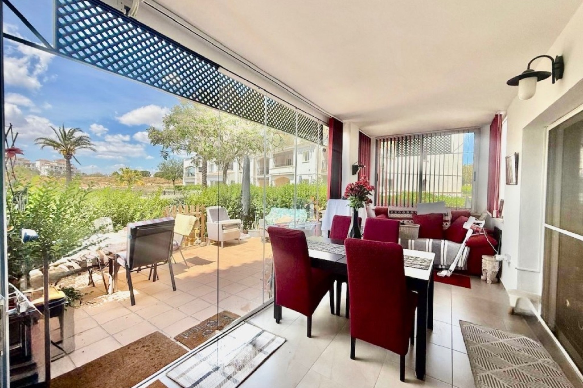 Sprzedaż - Apartament / Mieszkanie -
Hacienda Riquelme Golf Resort - Inland