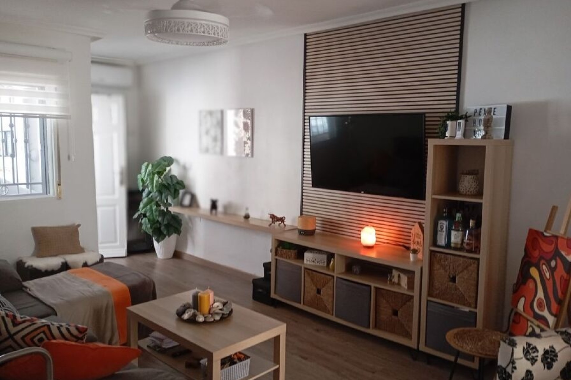 Sprzedaż - Apartament / Mieszkanie -
Jacarilla - Inland