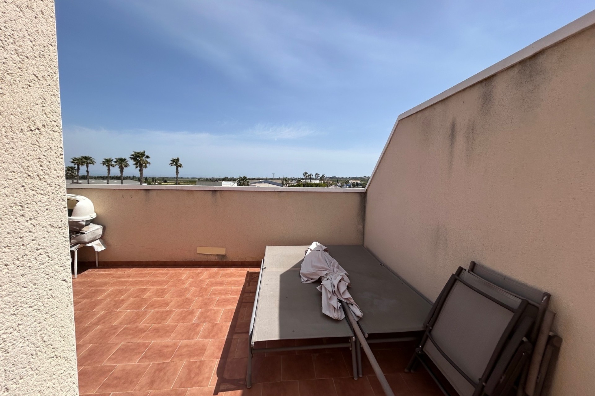 Sprzedaż - Apartament / Mieszkanie -
Jacarilla