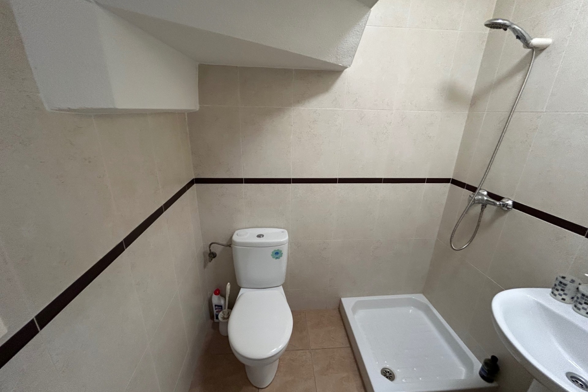 Sprzedaż - Apartament / Mieszkanie -
Jacarilla