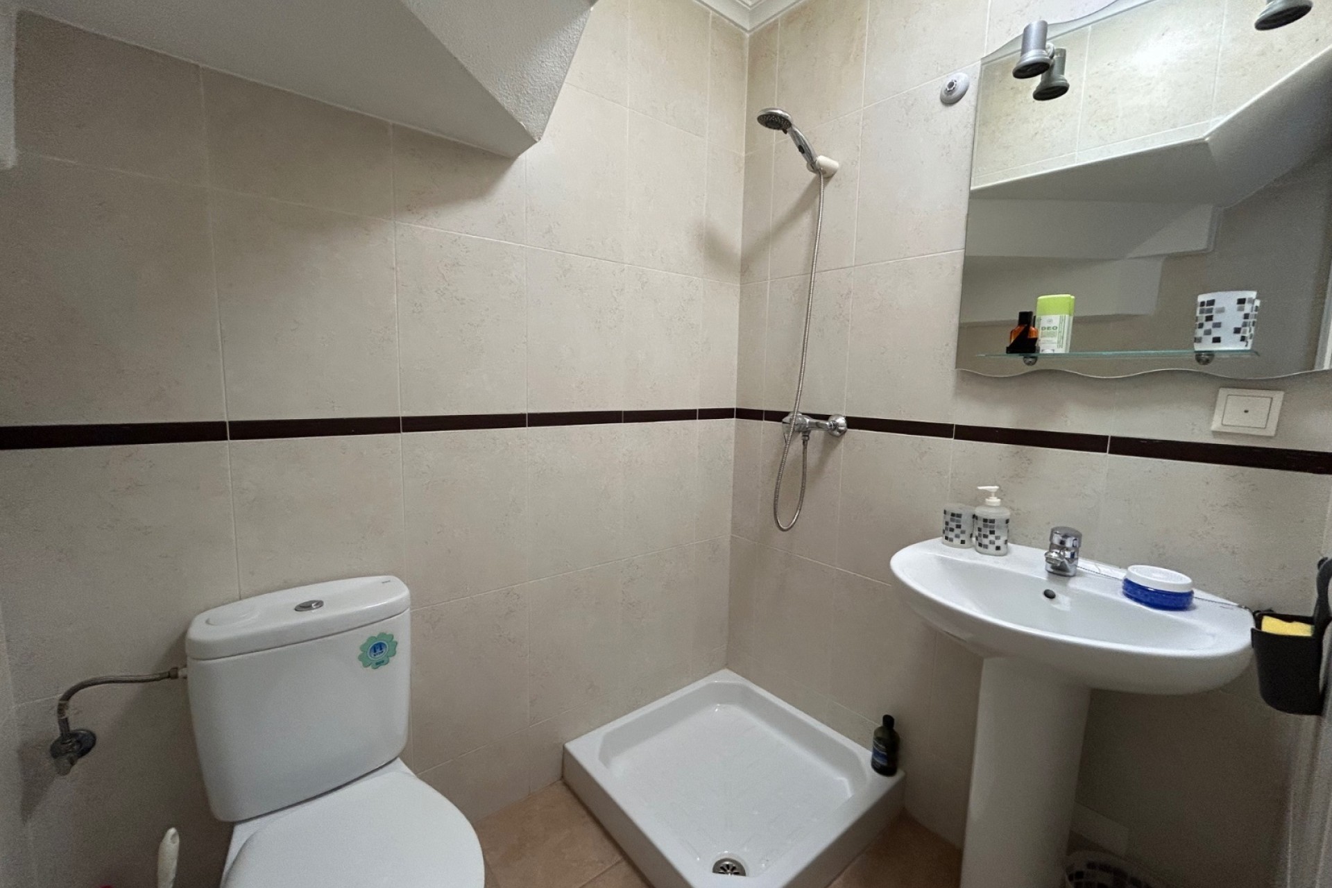 Sprzedaż - Apartament / Mieszkanie -
Jacarilla