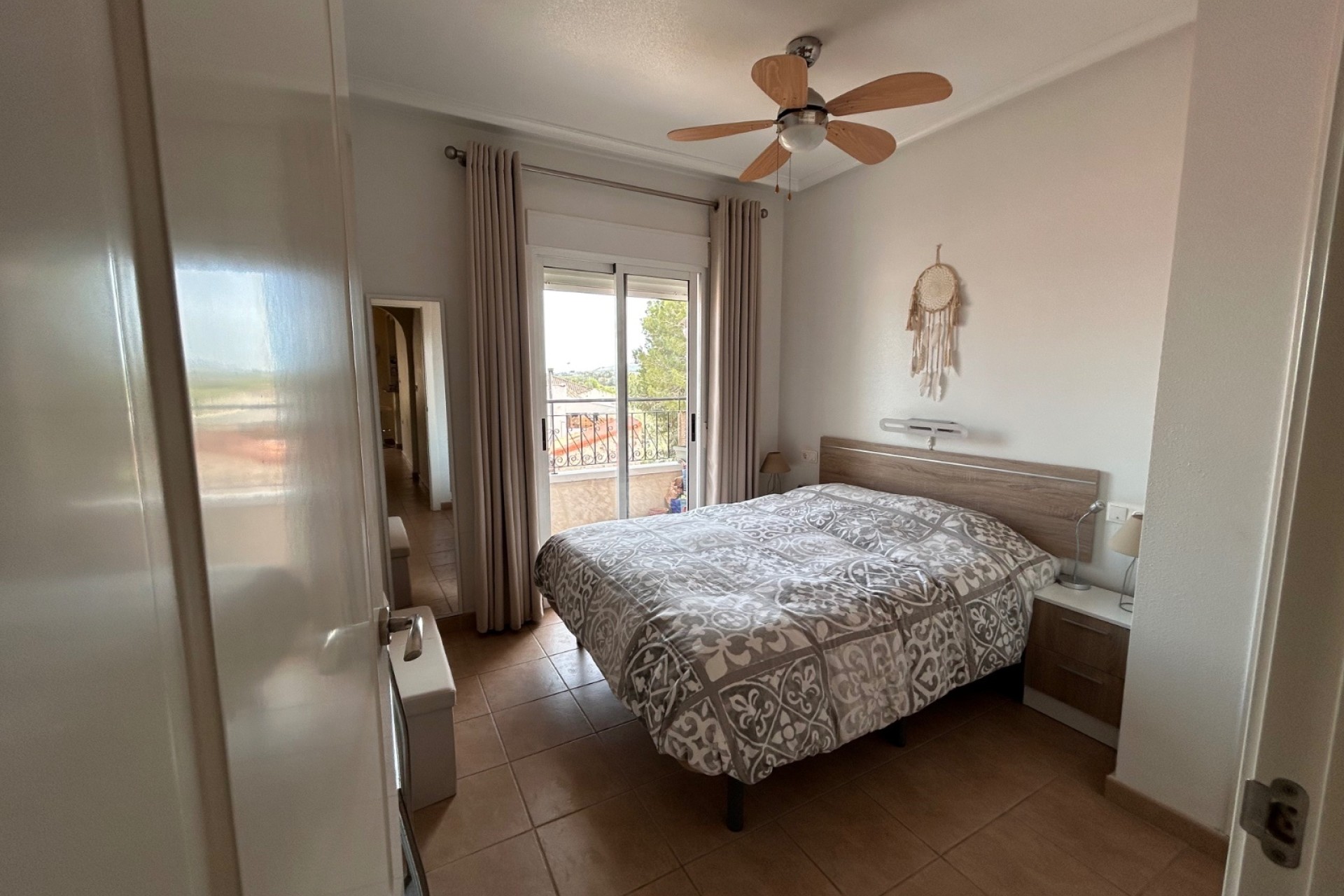 Sprzedaż - Apartament / Mieszkanie -
Jacarilla