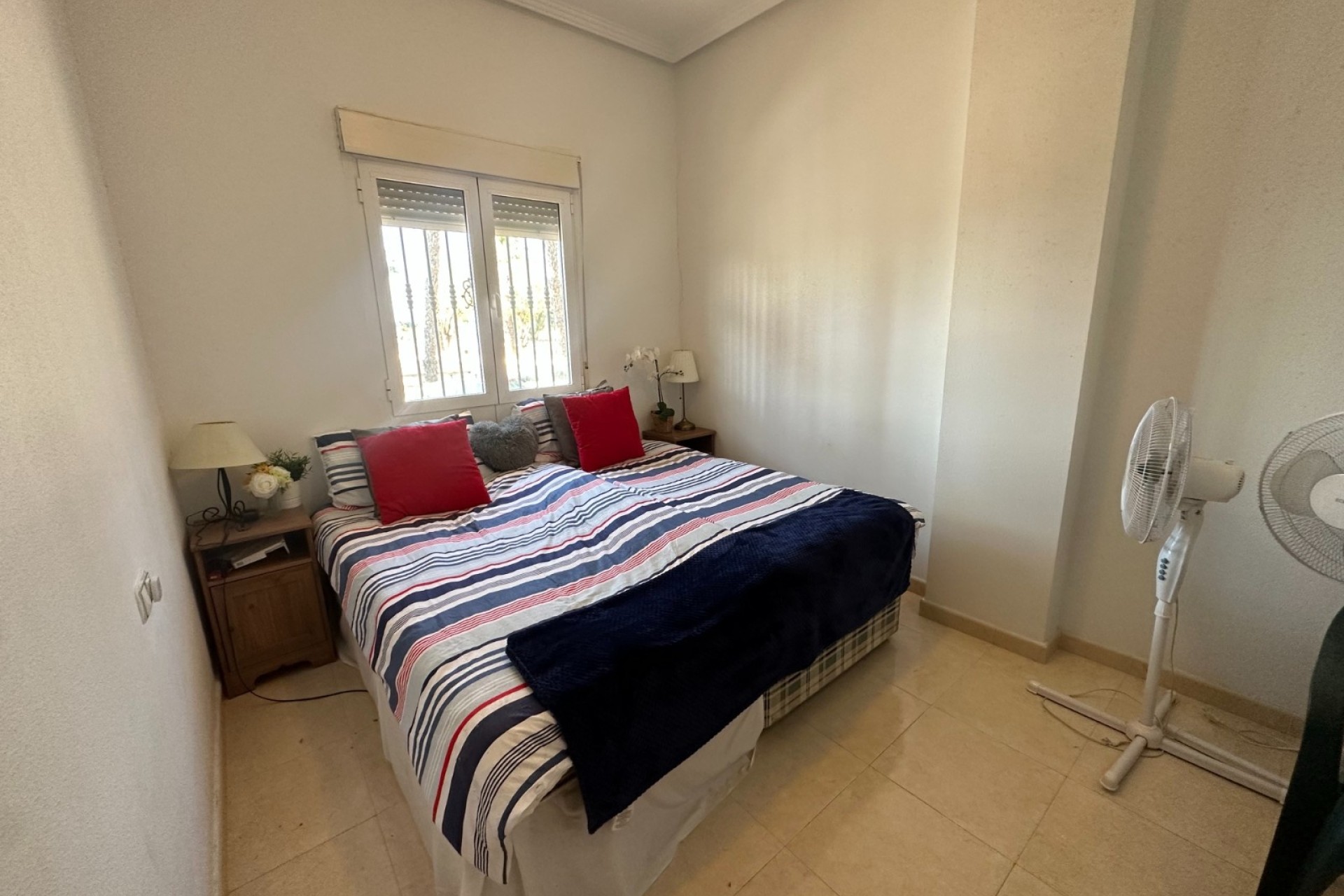 Sprzedaż - Apartament / Mieszkanie -
Jacarilla
