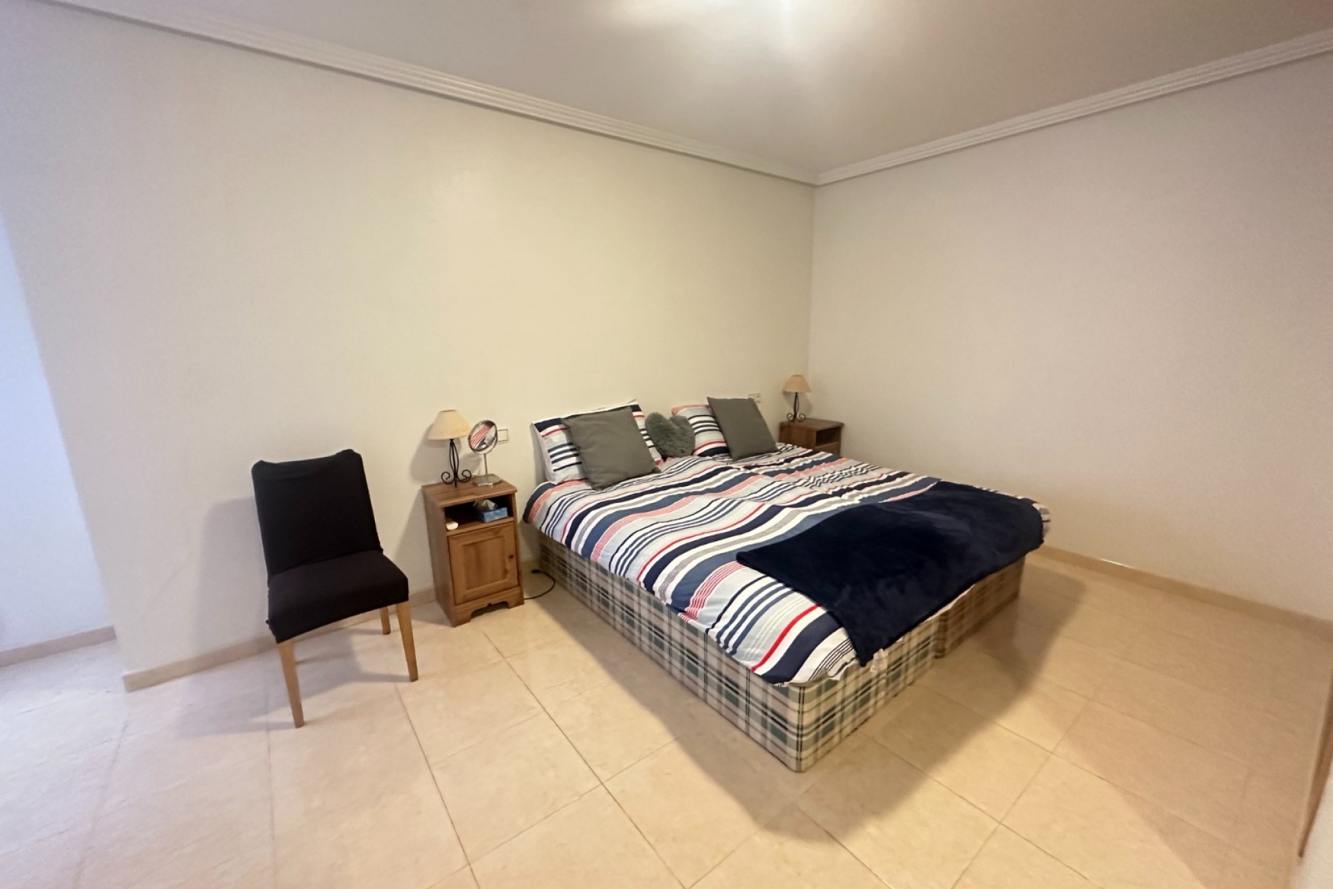 Sprzedaż - Apartament / Mieszkanie -
Jacarilla