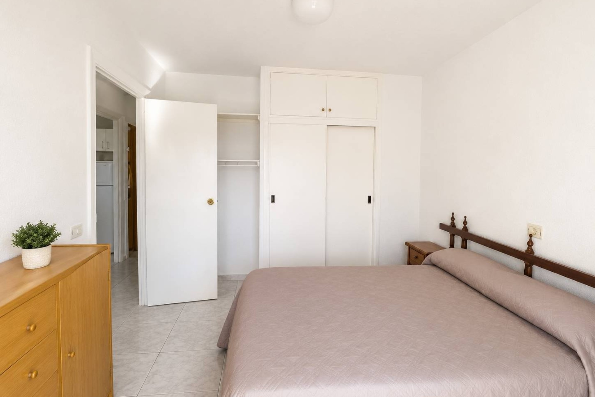 Sprzedaż - Apartament / Mieszkanie -
La Manga del Mar Menor - La Manga