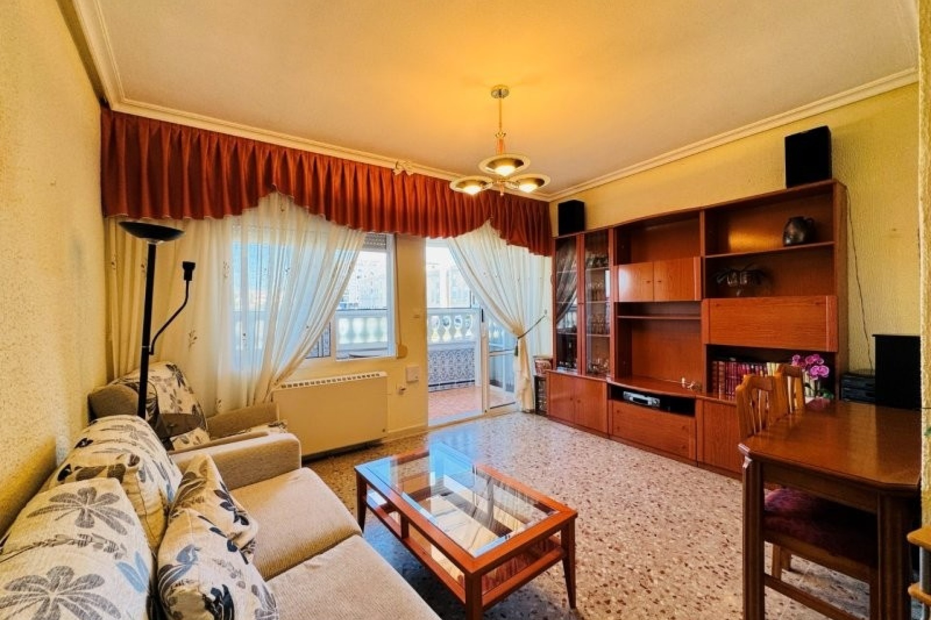 Sprzedaż - Apartament / Mieszkanie -
La Mata - Costa Blanca