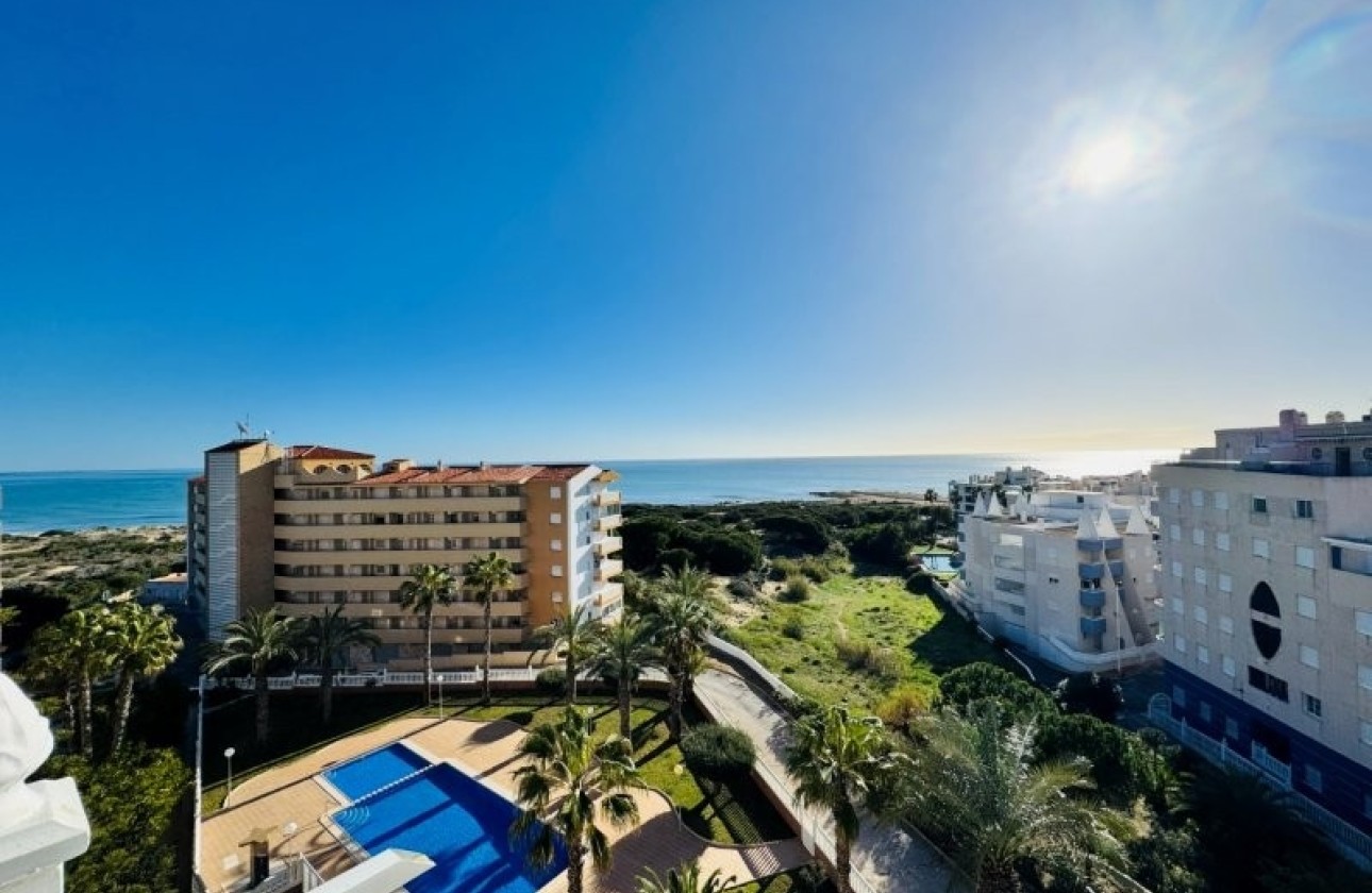 Sprzedaż - Apartament / Mieszkanie -
La Mata - Costa Blanca