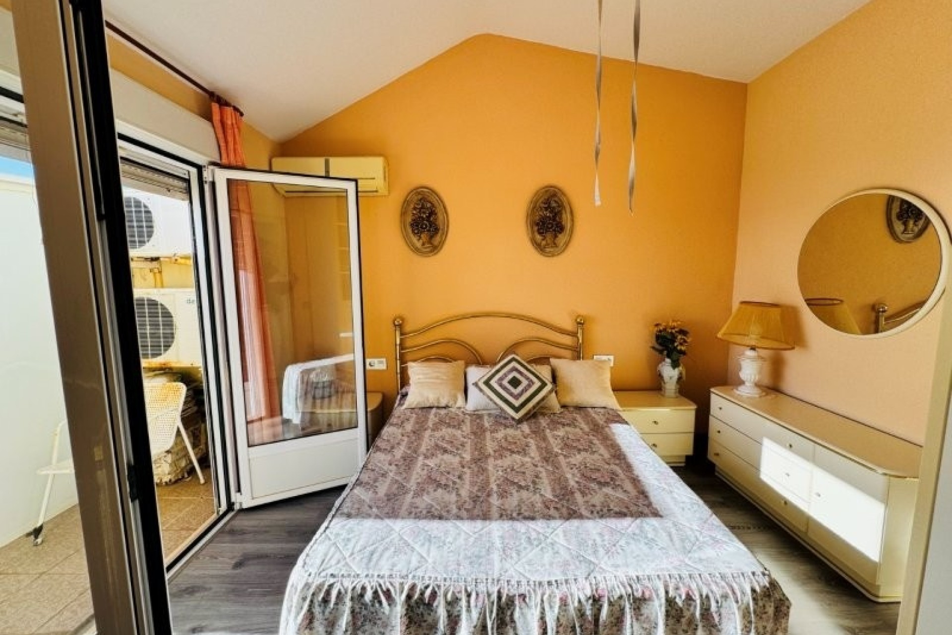 Sprzedaż - Apartament / Mieszkanie -
La Mata - Costa Blanca