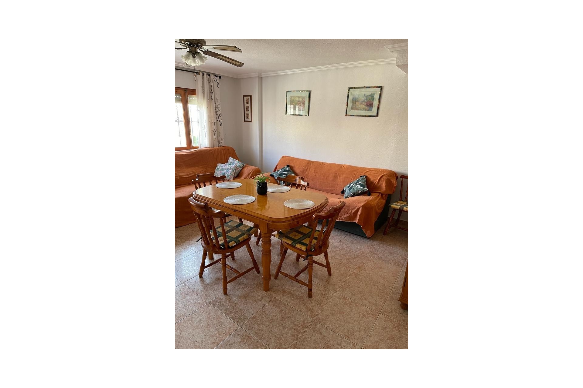 Sprzedaż - Apartament / Mieszkanie -
La Mata - Playa