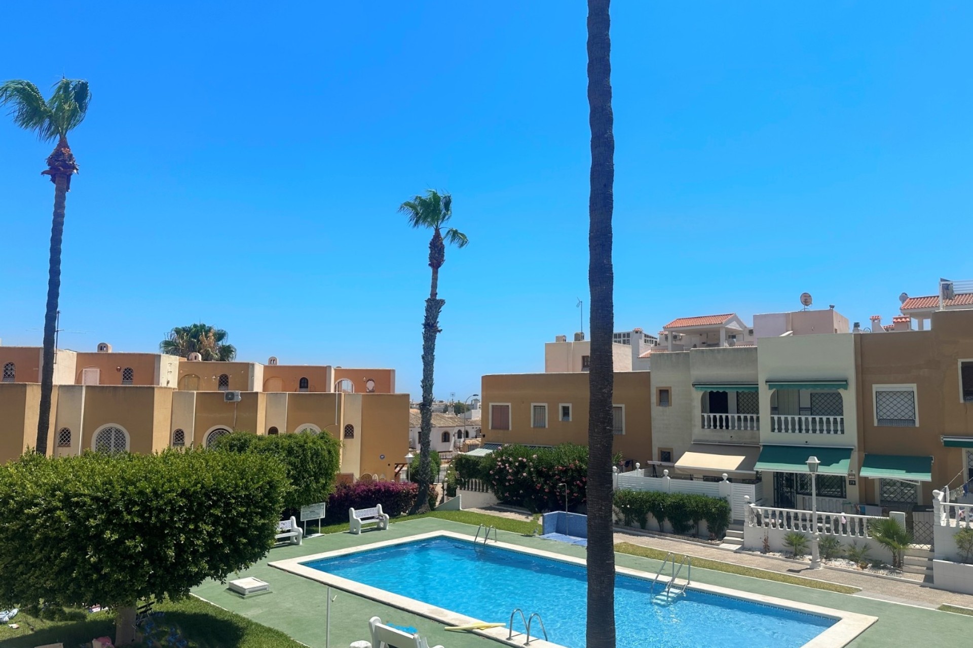 Sprzedaż - Apartament / Mieszkanie -
La Mata
