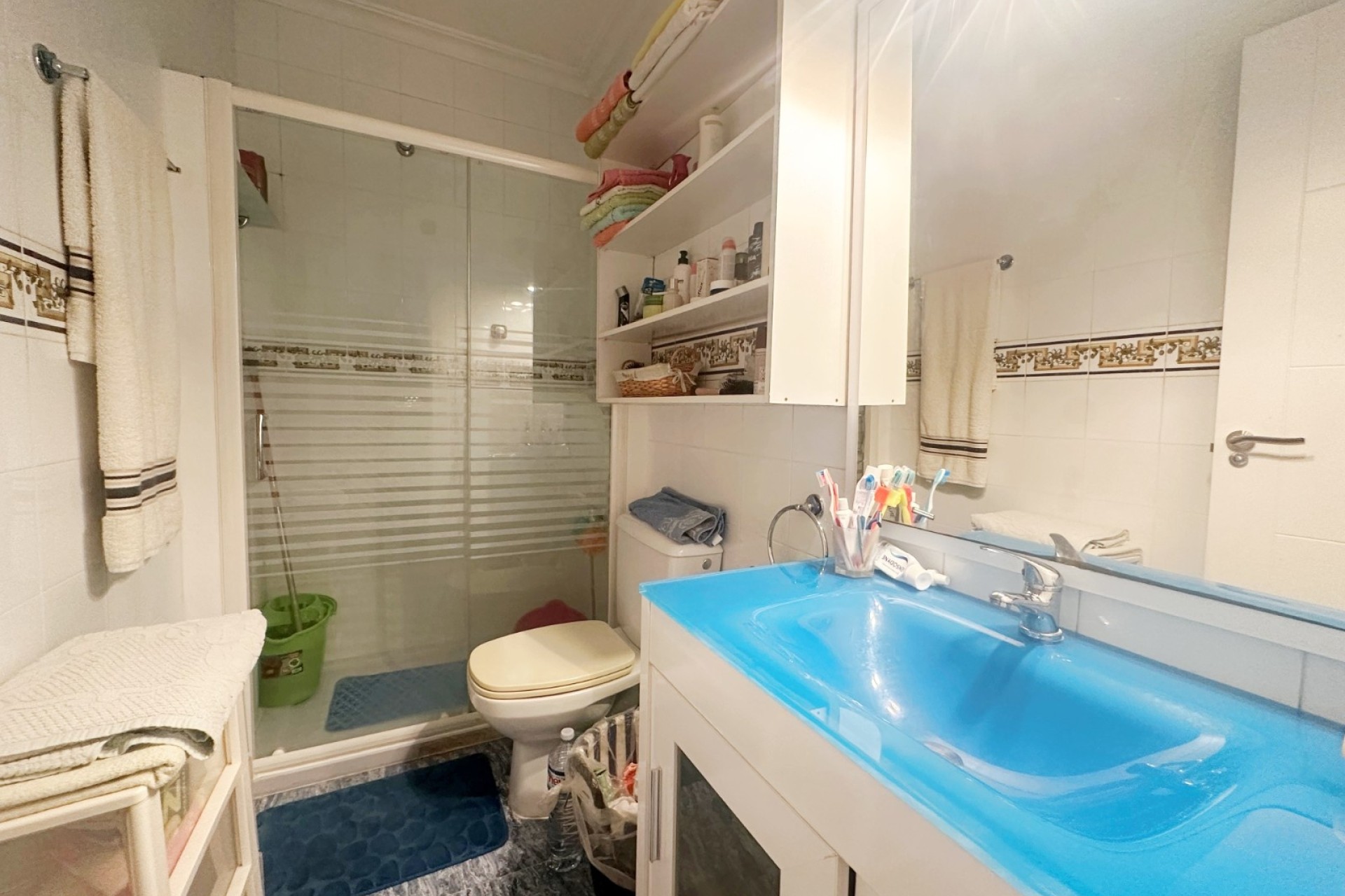 Sprzedaż - Apartament / Mieszkanie -
La Mata
