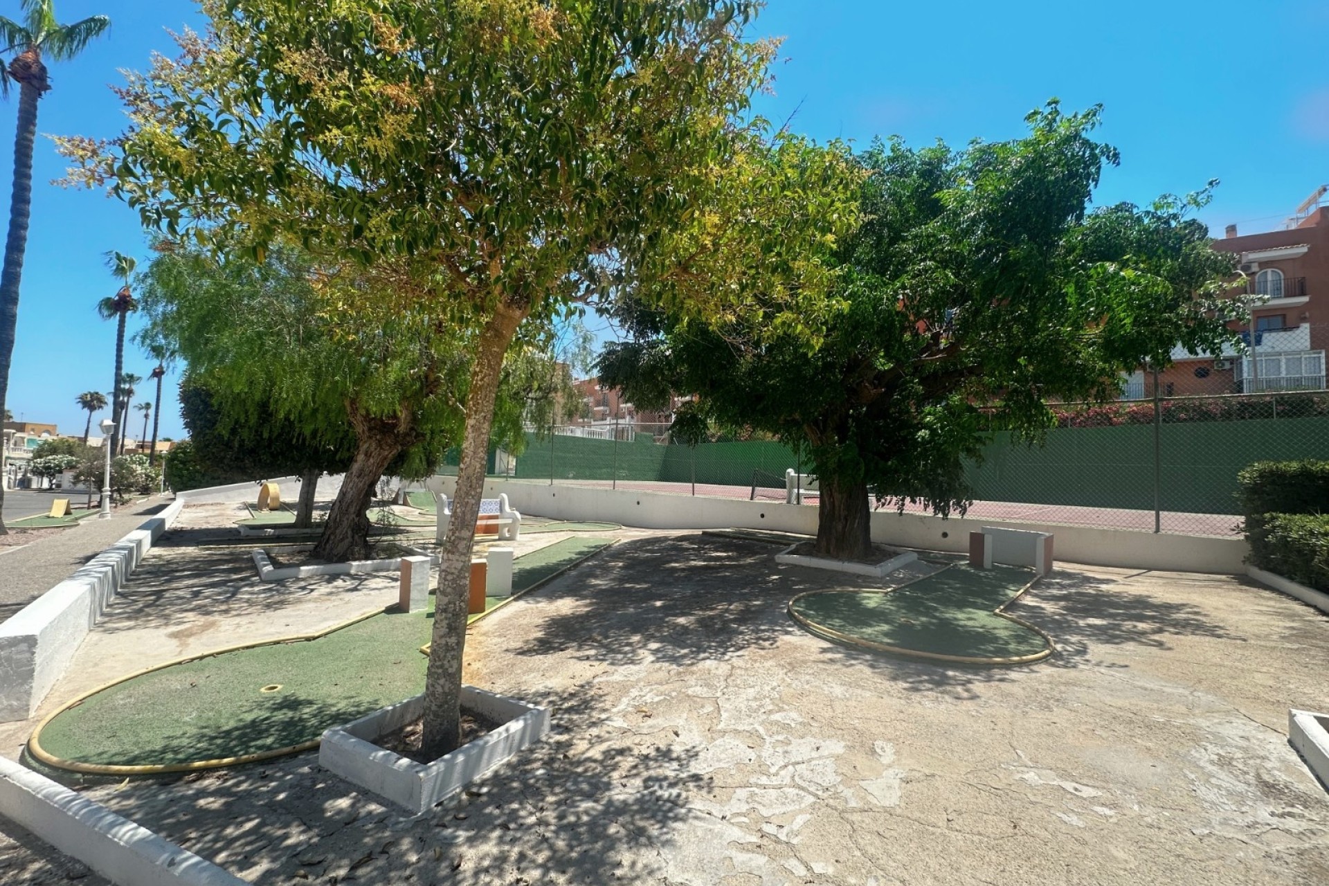 Sprzedaż - Apartament / Mieszkanie -
La Mata