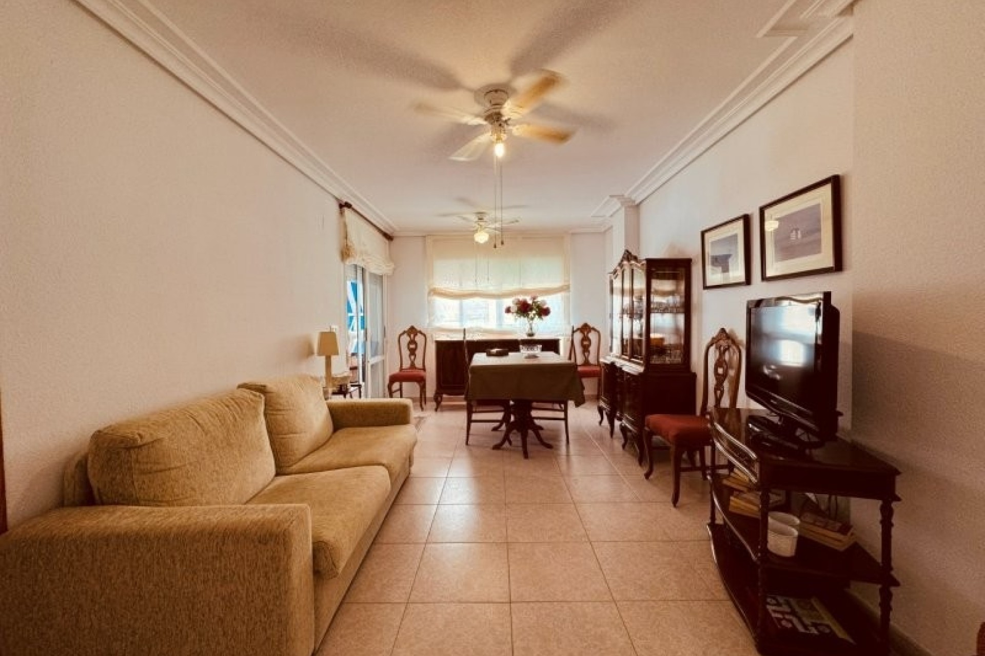 Sprzedaż - Apartament / Mieszkanie -
La Mata