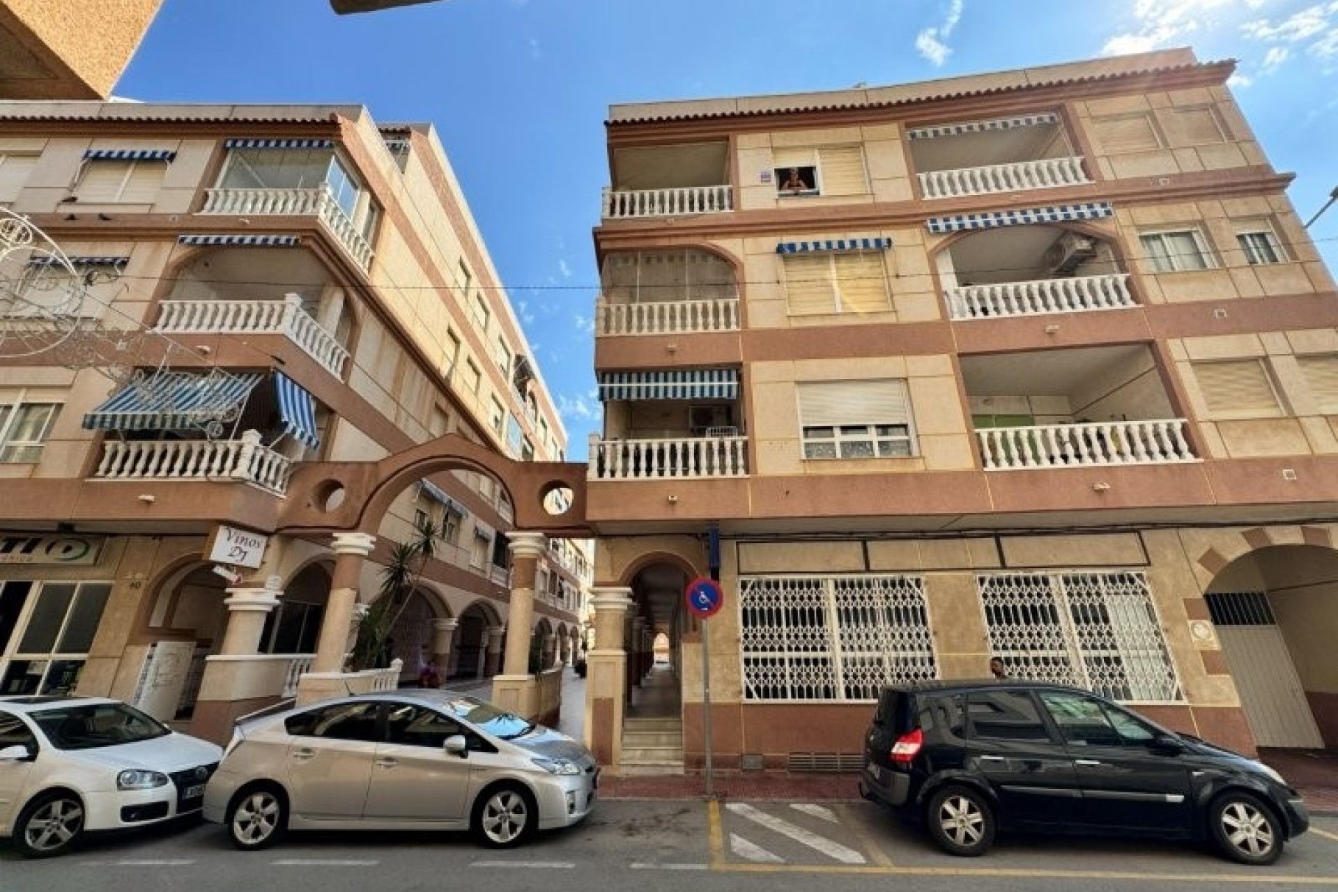Sprzedaż - Apartament / Mieszkanie -
La Mata