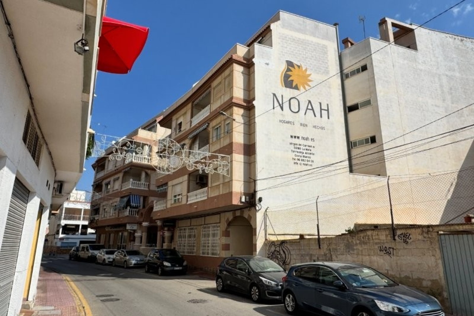 Sprzedaż - Apartament / Mieszkanie -
La Mata