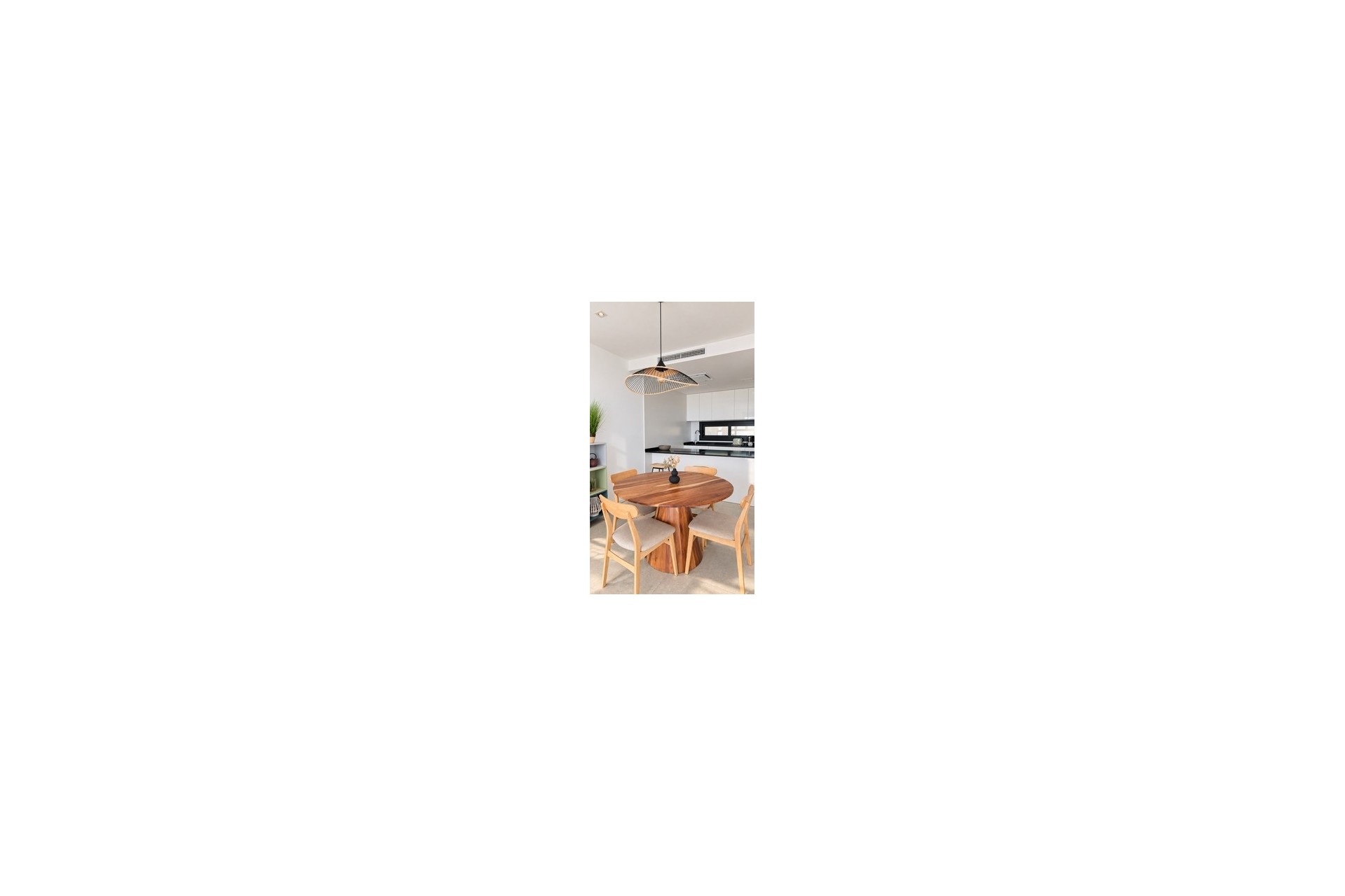 Sprzedaż - Apartament / Mieszkanie -
La Mata