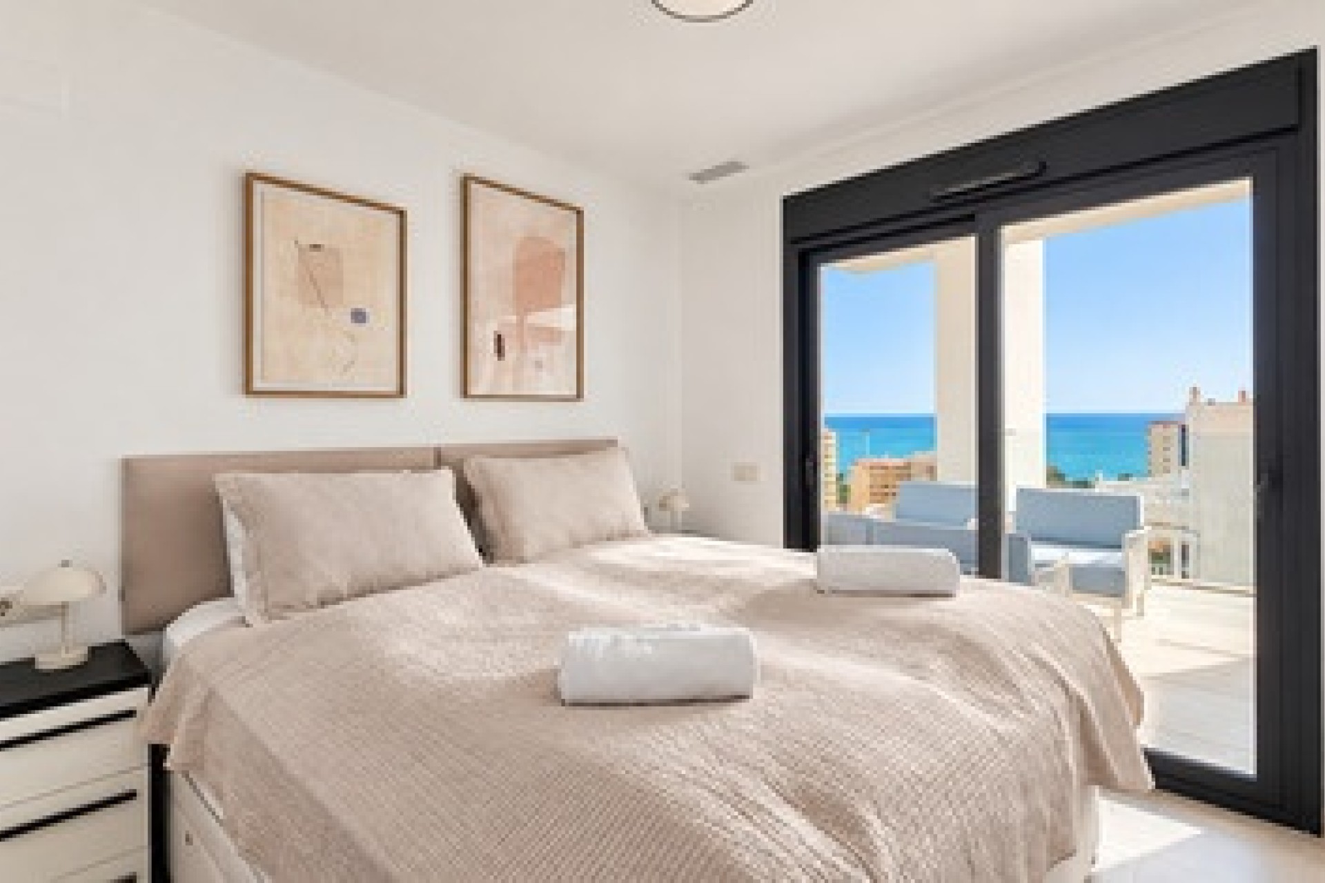 Sprzedaż - Apartament / Mieszkanie -
La Mata