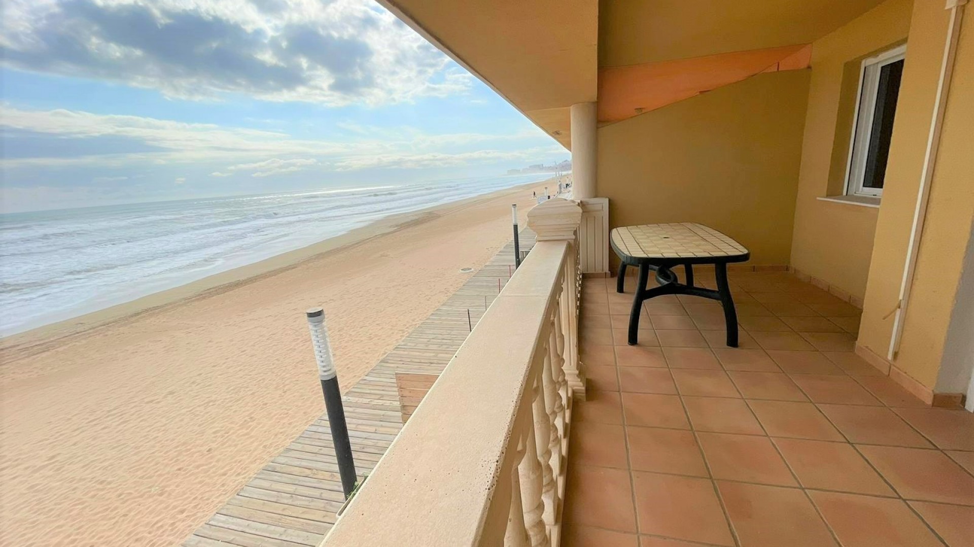 Sprzedaż - Apartament mieszkanie -
La Mata