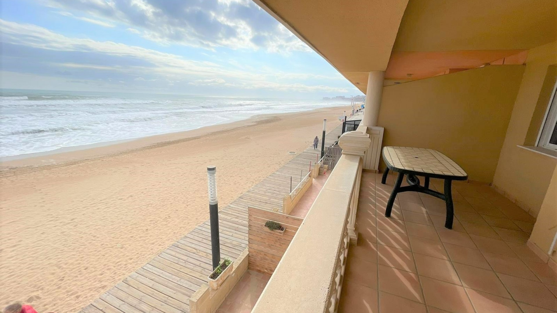 Sprzedaż - Apartament mieszkanie -
La Mata