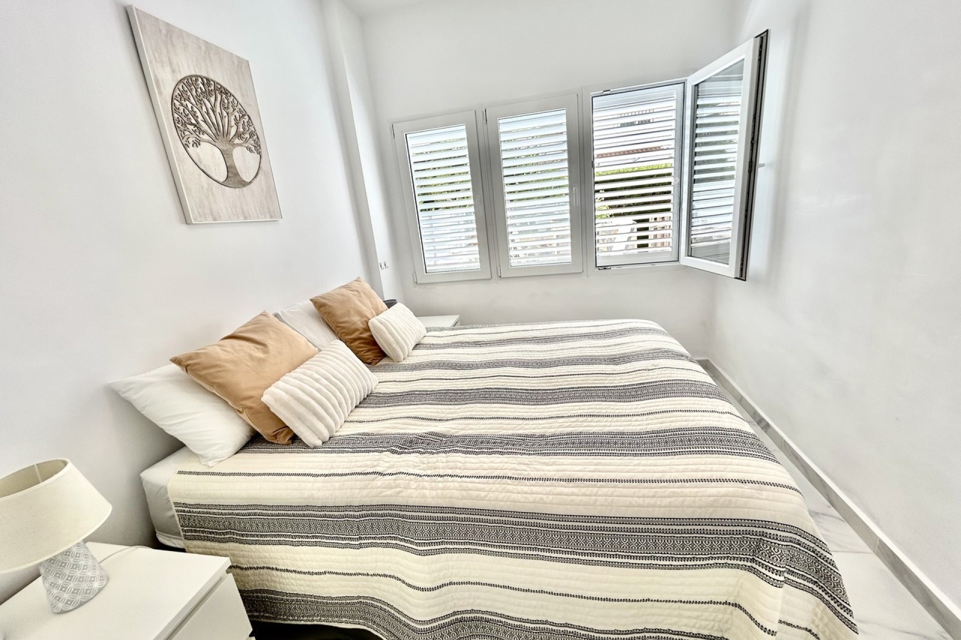 Sprzedaż - Apartament / Mieszkanie -
La Zenia - Costa Blanca