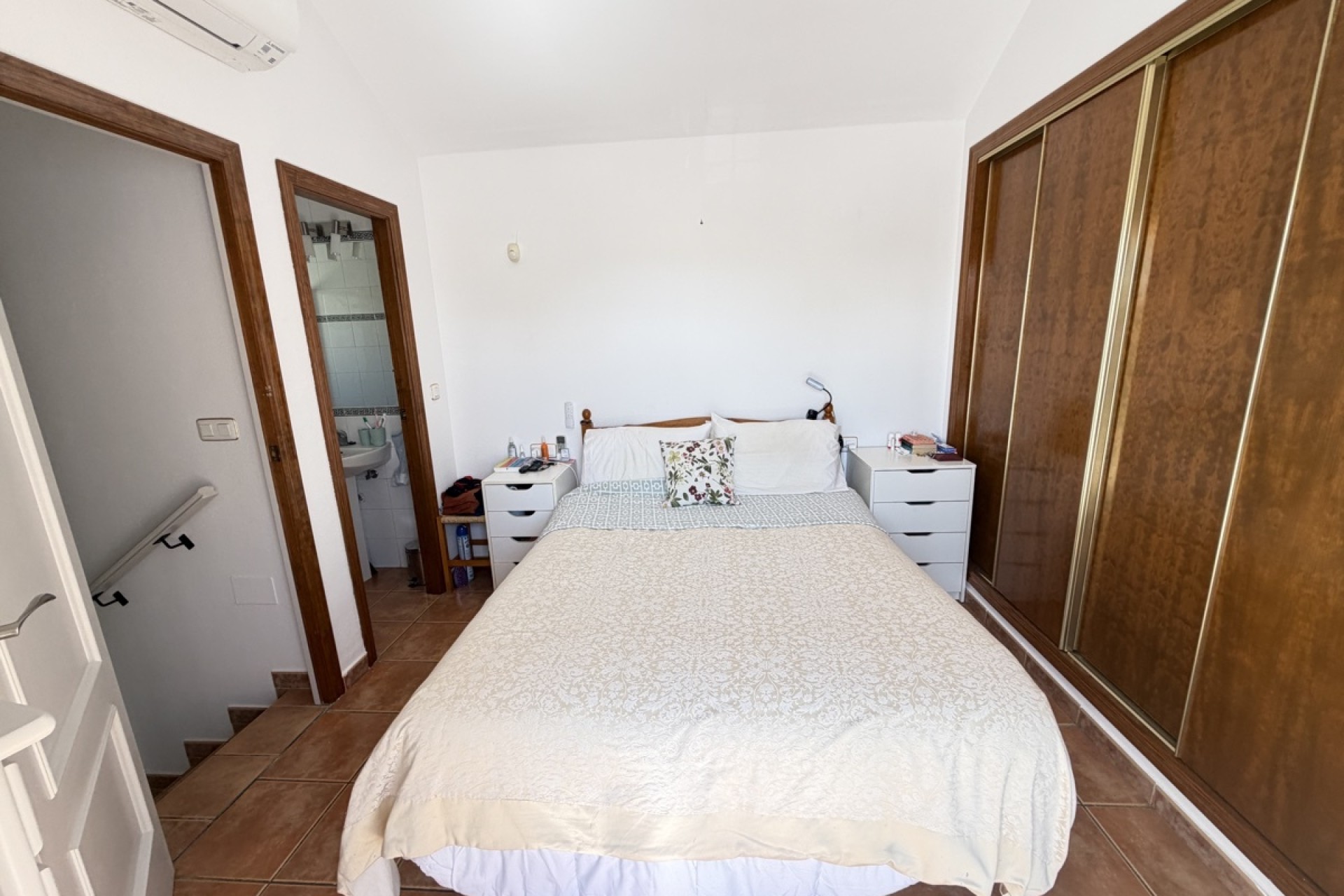 Sprzedaż - Apartament / Mieszkanie -
La Zenia