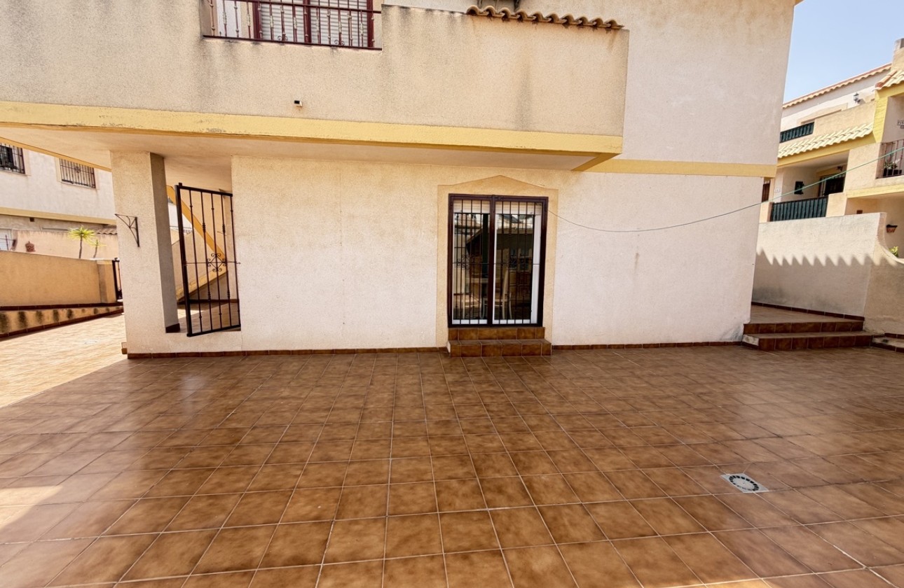 Sprzedaż - Apartament / Mieszkanie -
La Zenia