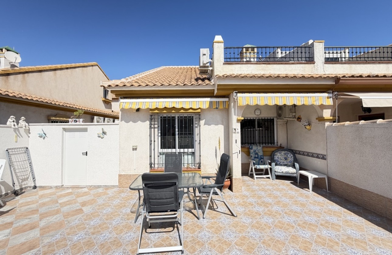 Sprzedaż - Apartament / Mieszkanie -
La Zenia