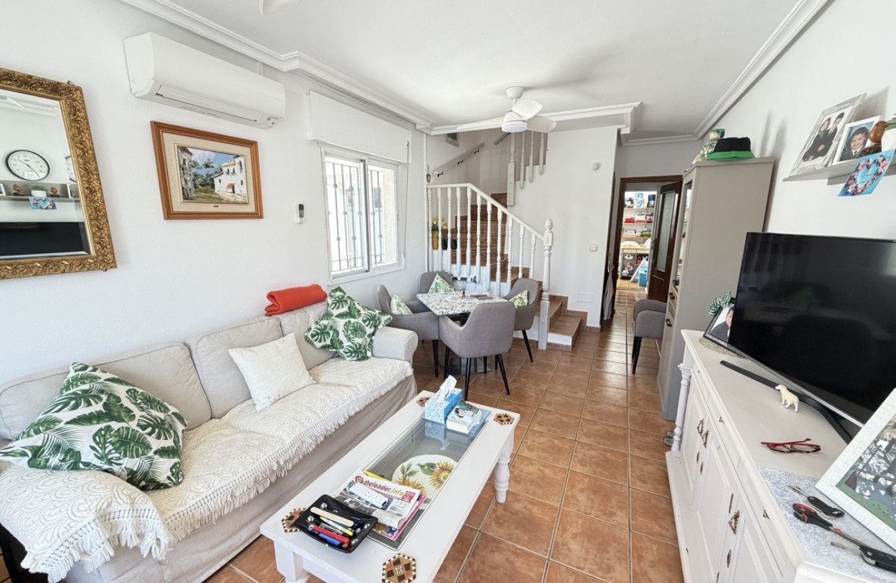 Sprzedaż - Apartament / Mieszkanie -
La Zenia