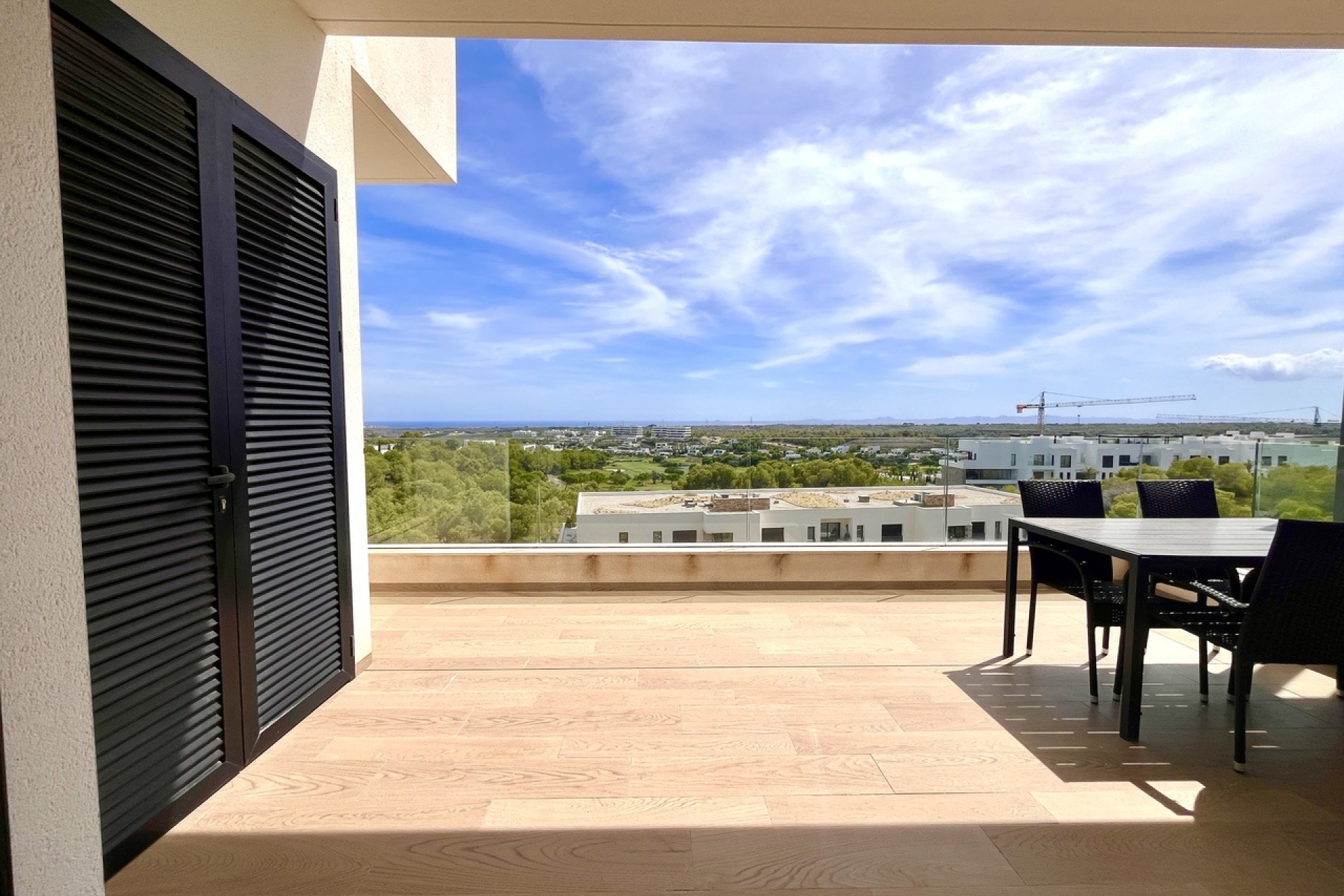 Sprzedaż - Apartament / Mieszkanie -
Las Colinas - Costa Blanca