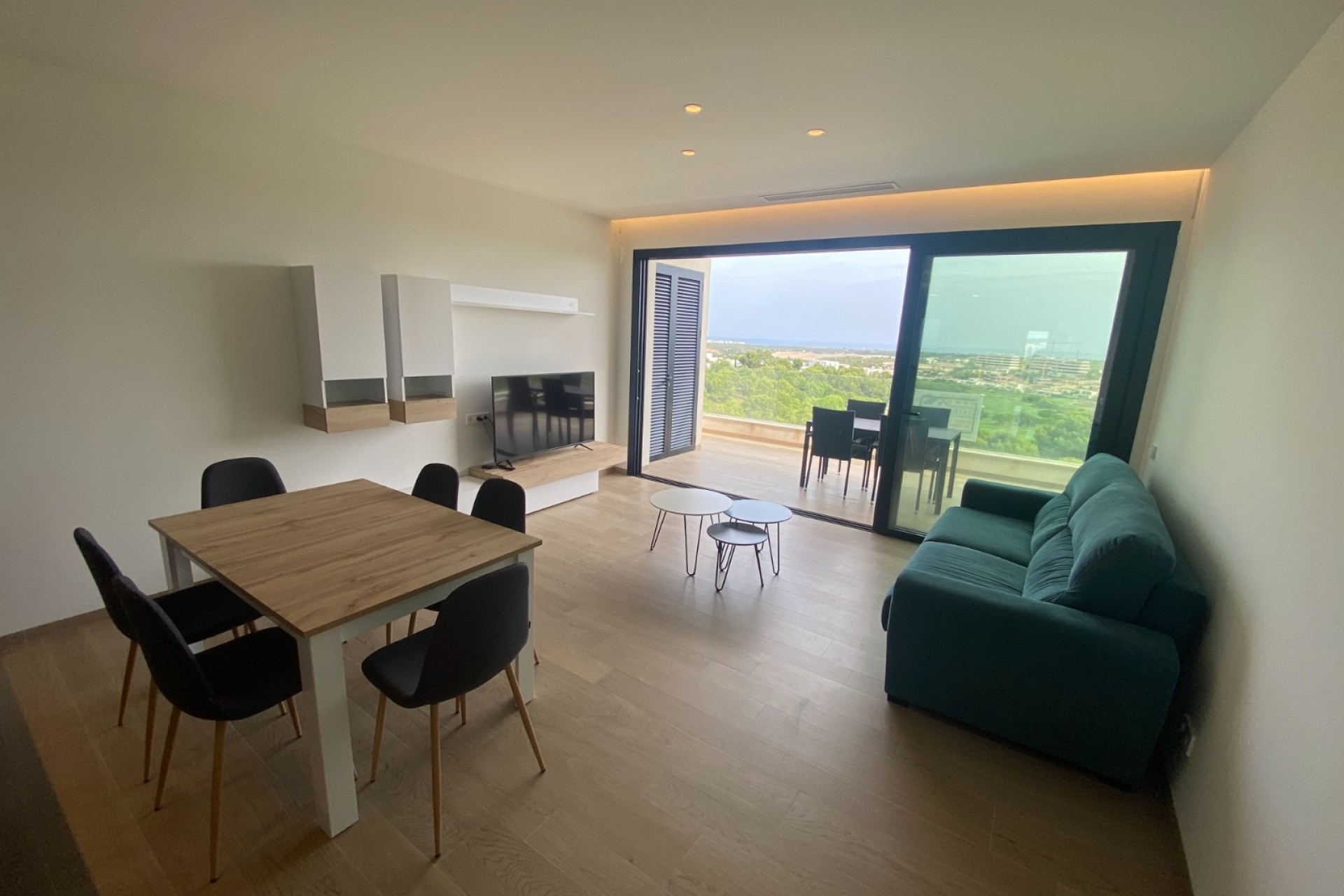 Sprzedaż - Apartament / Mieszkanie -
Las Colinas - Las Colinas Golf Resort
