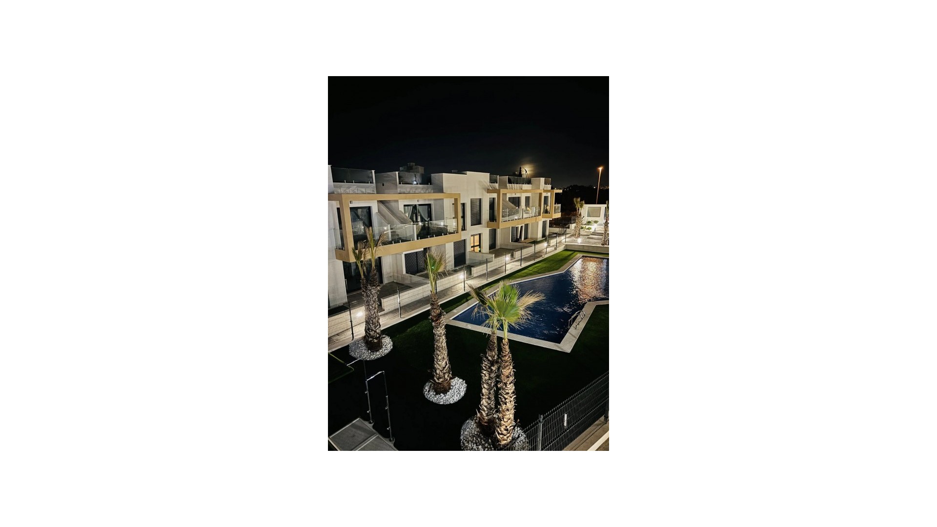 Sprzedaż - Apartament mieszkanie -
Las Filipinas