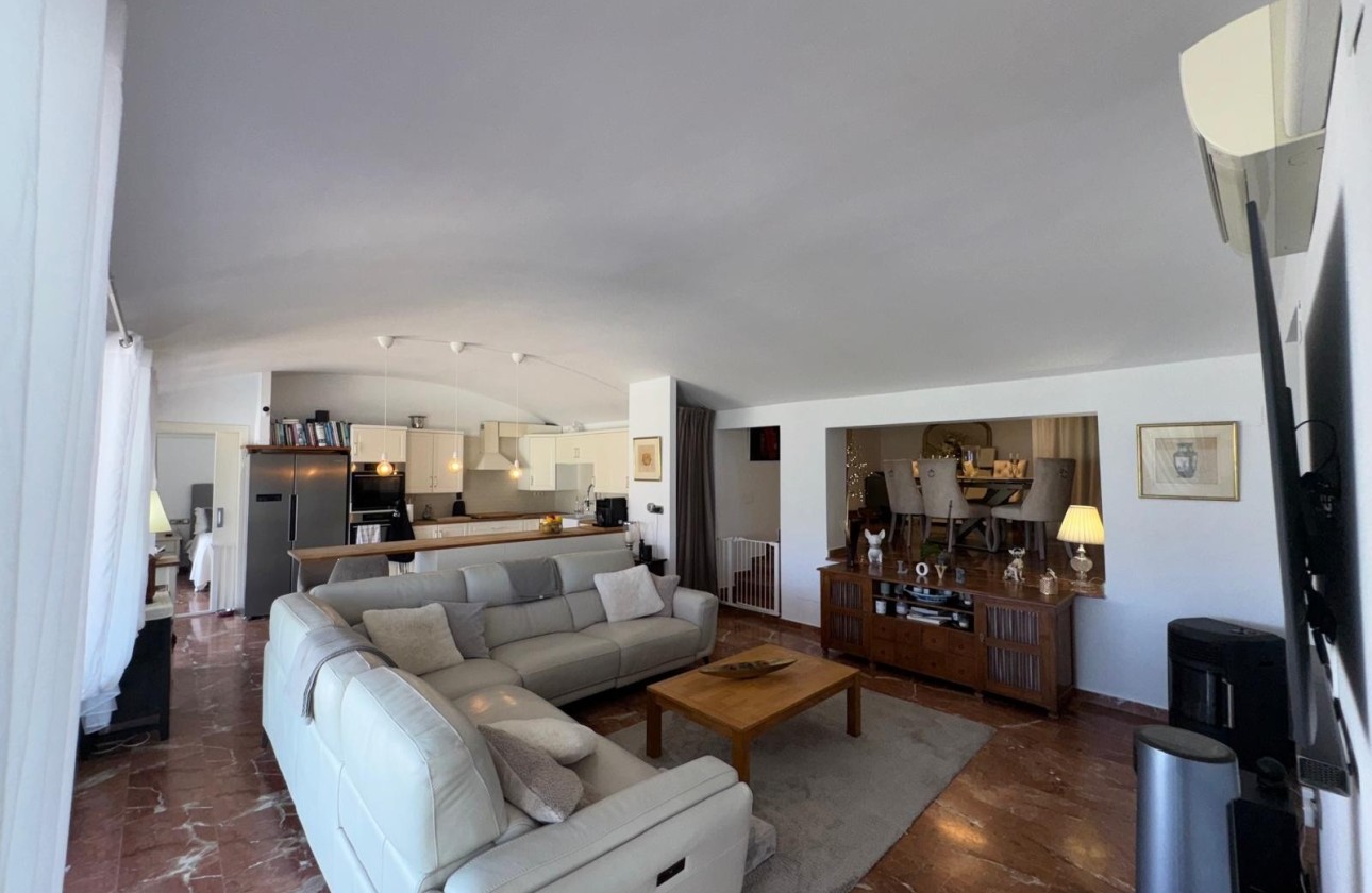 Sprzedaż - Apartament / Mieszkanie -
Las Ramblas Golf - Inland