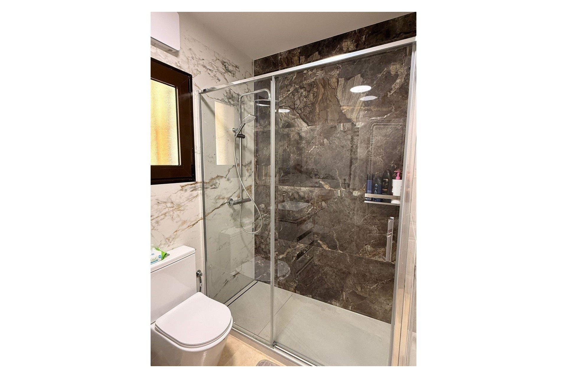 Sprzedaż - Apartament / Mieszkanie -
Las Ramblas Golf - Inland