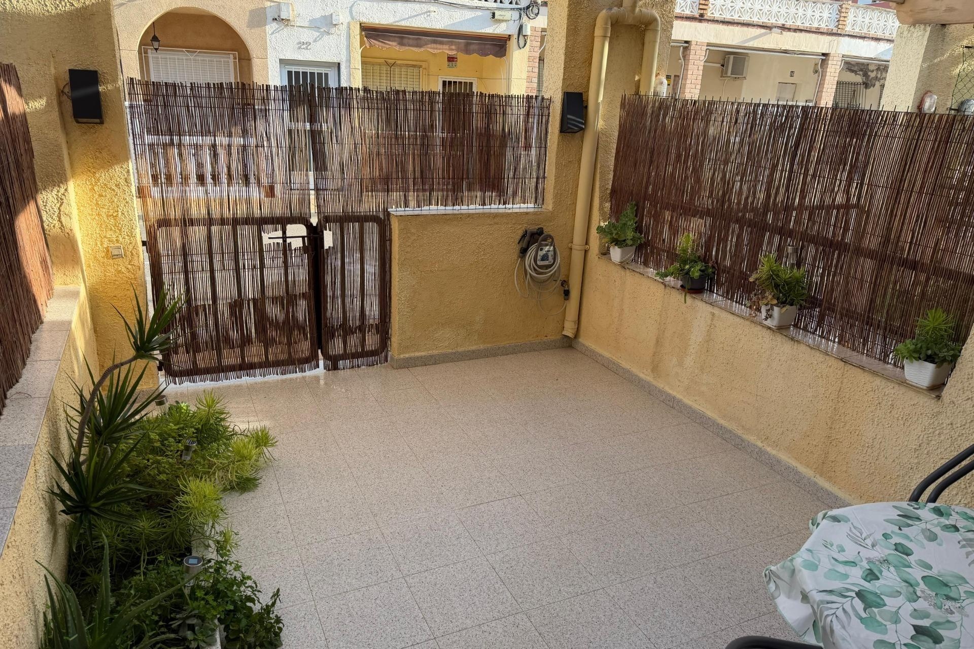 Sprzedaż - Apartament / Mieszkanie -
Lo Pagan - La Puntica