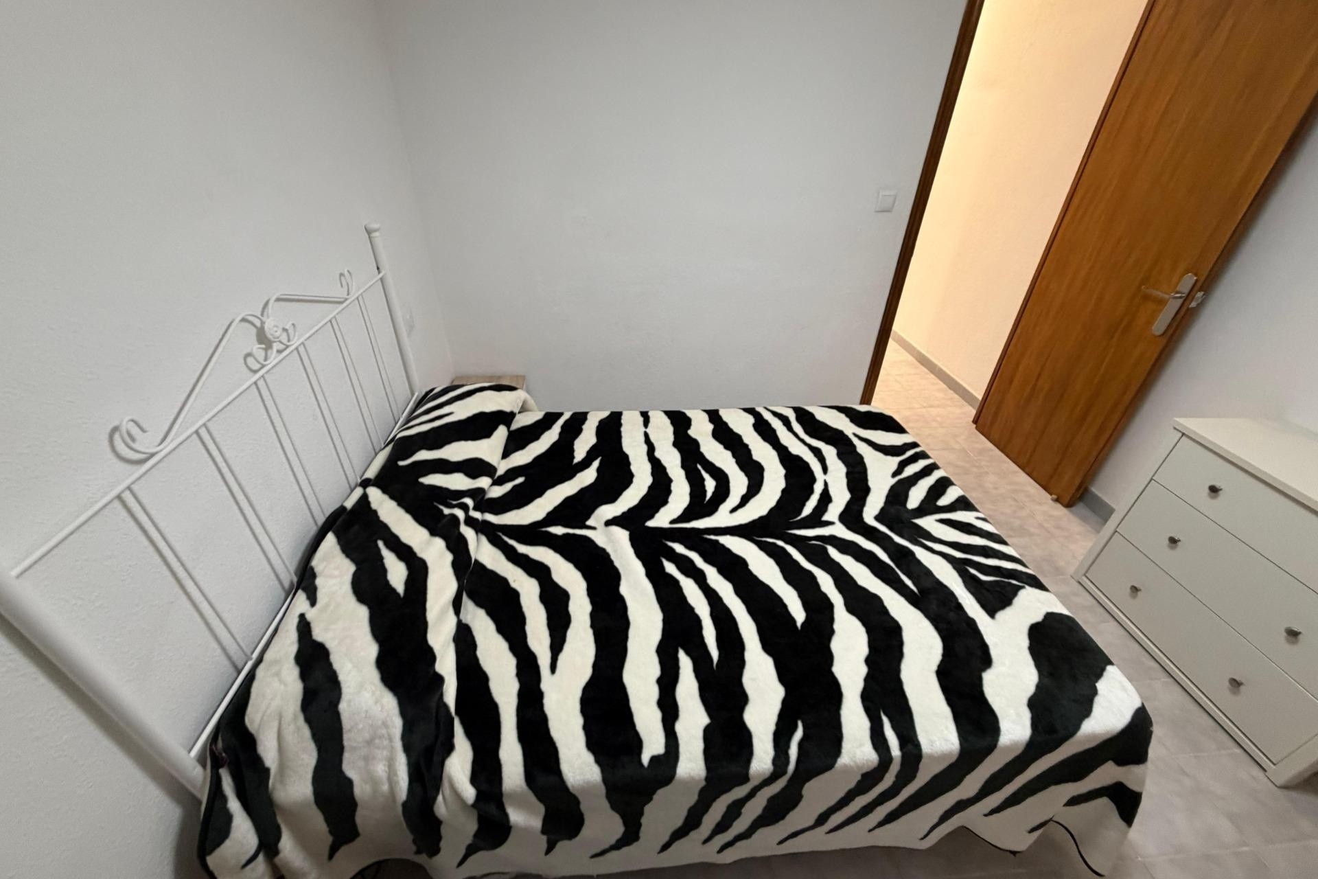 Sprzedaż - Apartament / Mieszkanie -
Lo Pagan - La Puntica