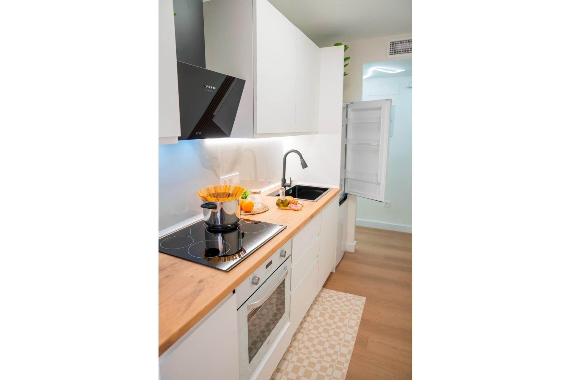 Sprzedaż - Apartament / Mieszkanie -
Lo Pagan - Villananitos