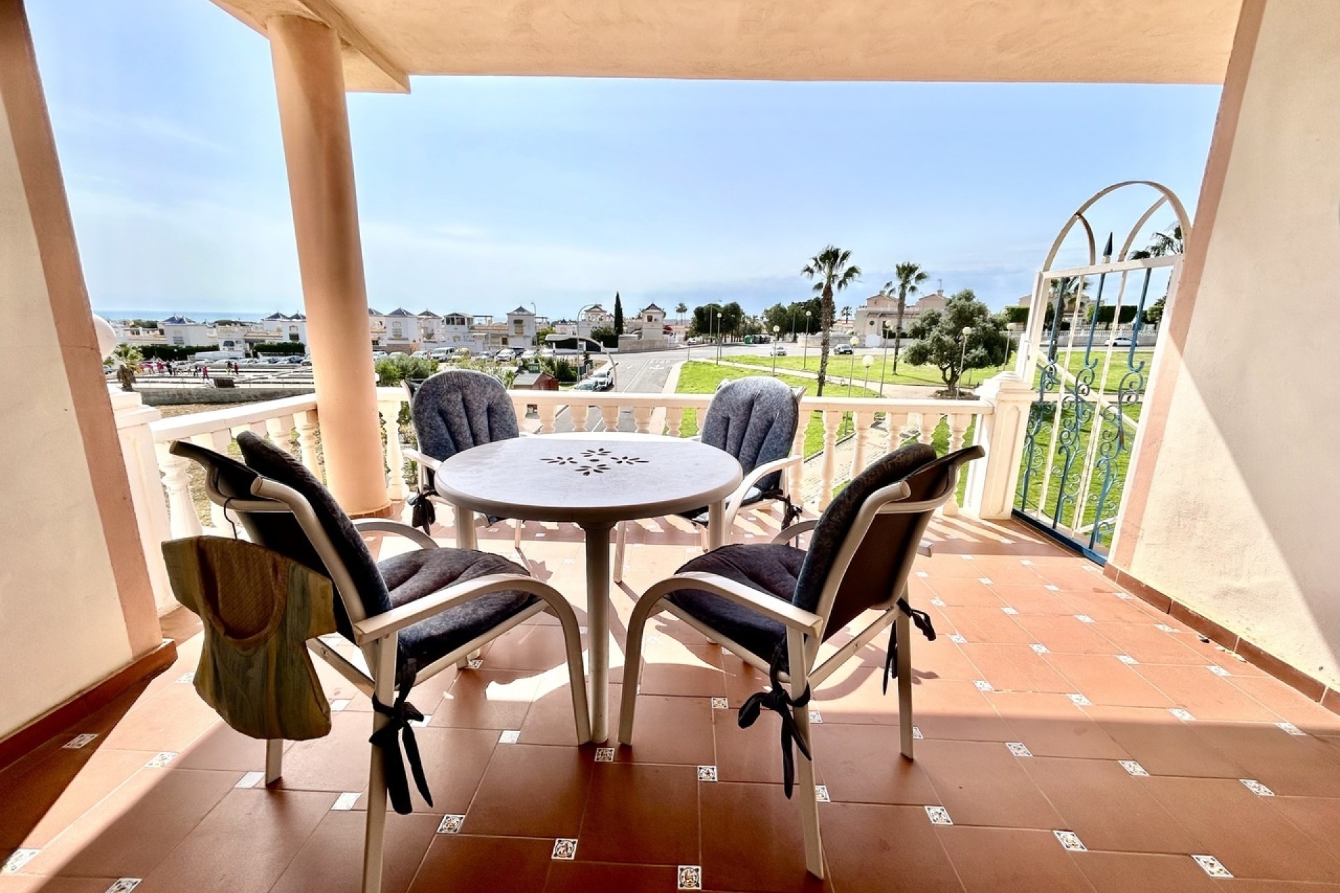 Sprzedaż - Apartament / Mieszkanie -
Los Altos - Costa Blanca