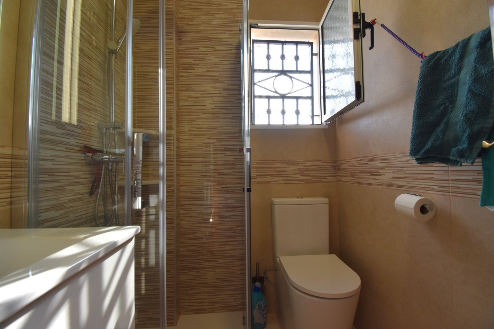 Sprzedaż - Apartament / Mieszkanie -
Los Altos - Dream Hills - Dream Hills 2