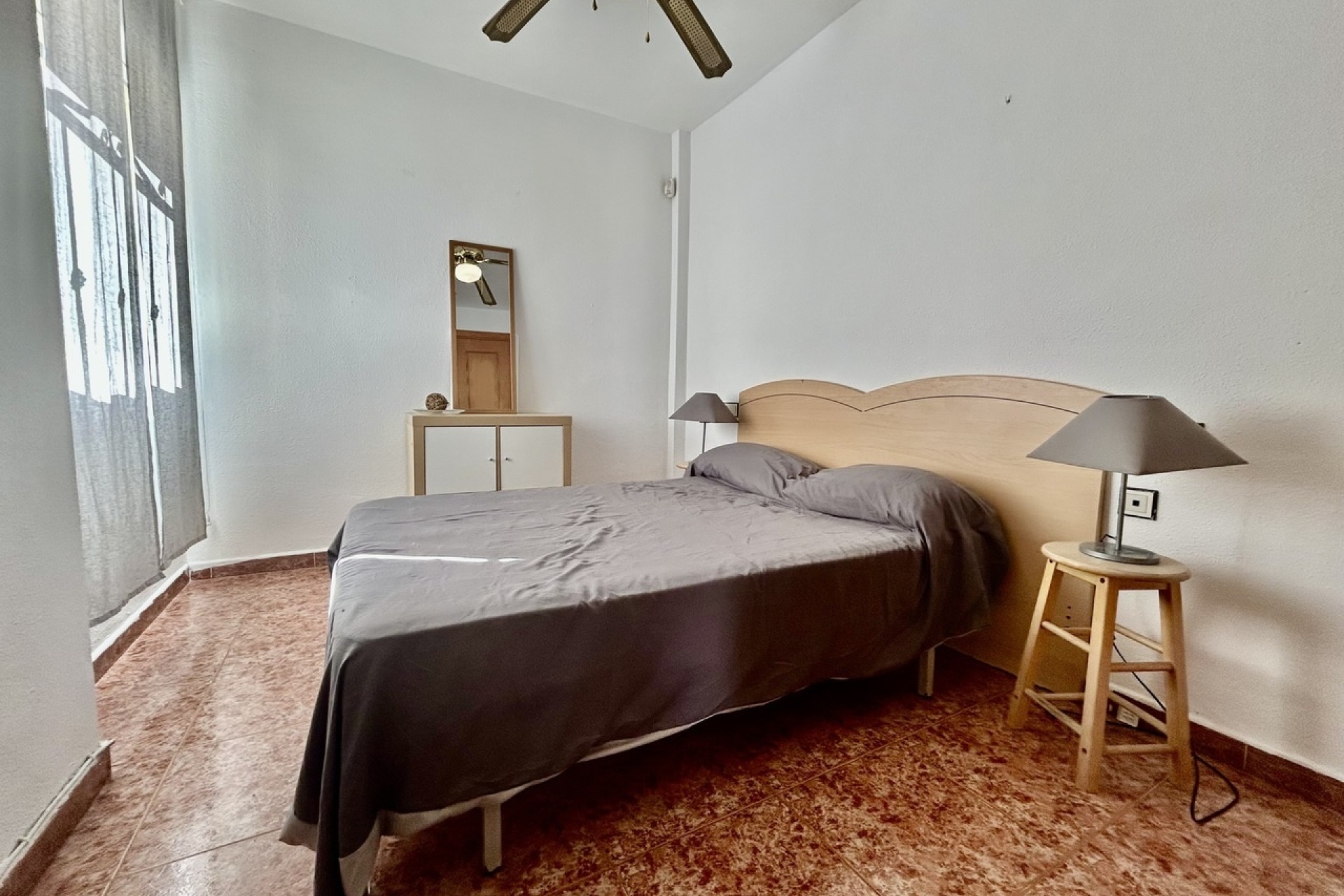 Sprzedaż - Apartament / Mieszkanie -
Los Altos - Dream Hills