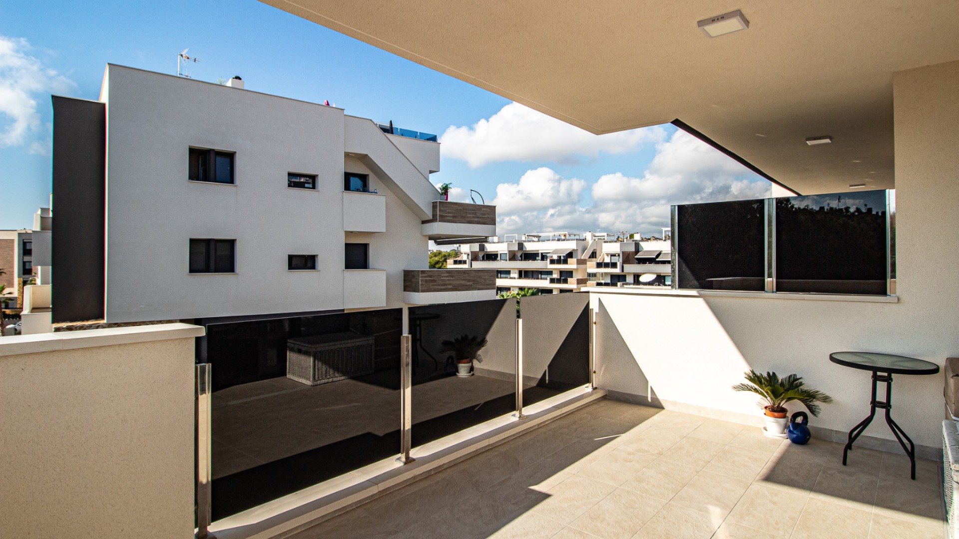 Sprzedaż - Apartament mieszkanie -
Los Altos