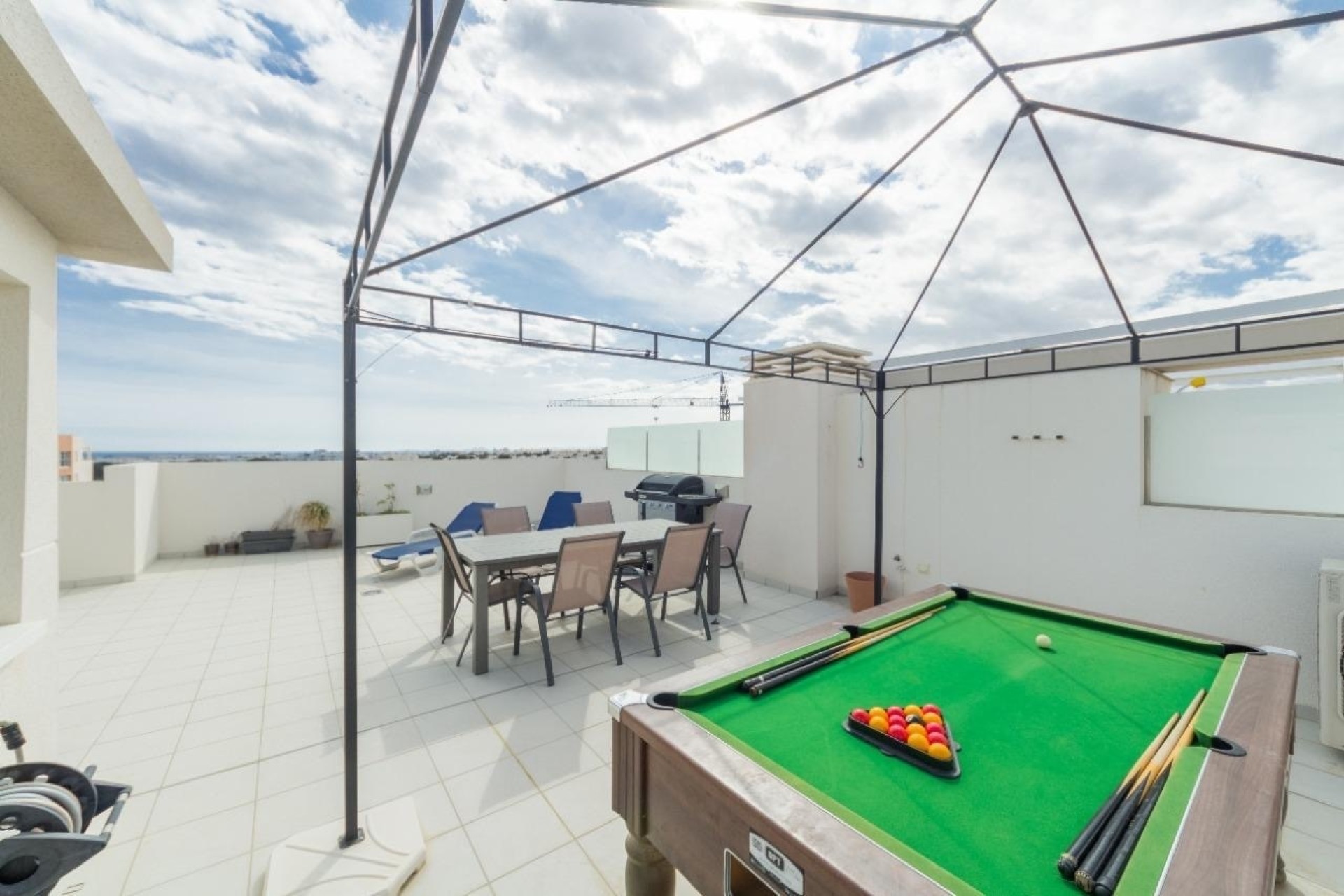 Sprzedaż - Apartament / Mieszkanie -
Los Dolses - Inland