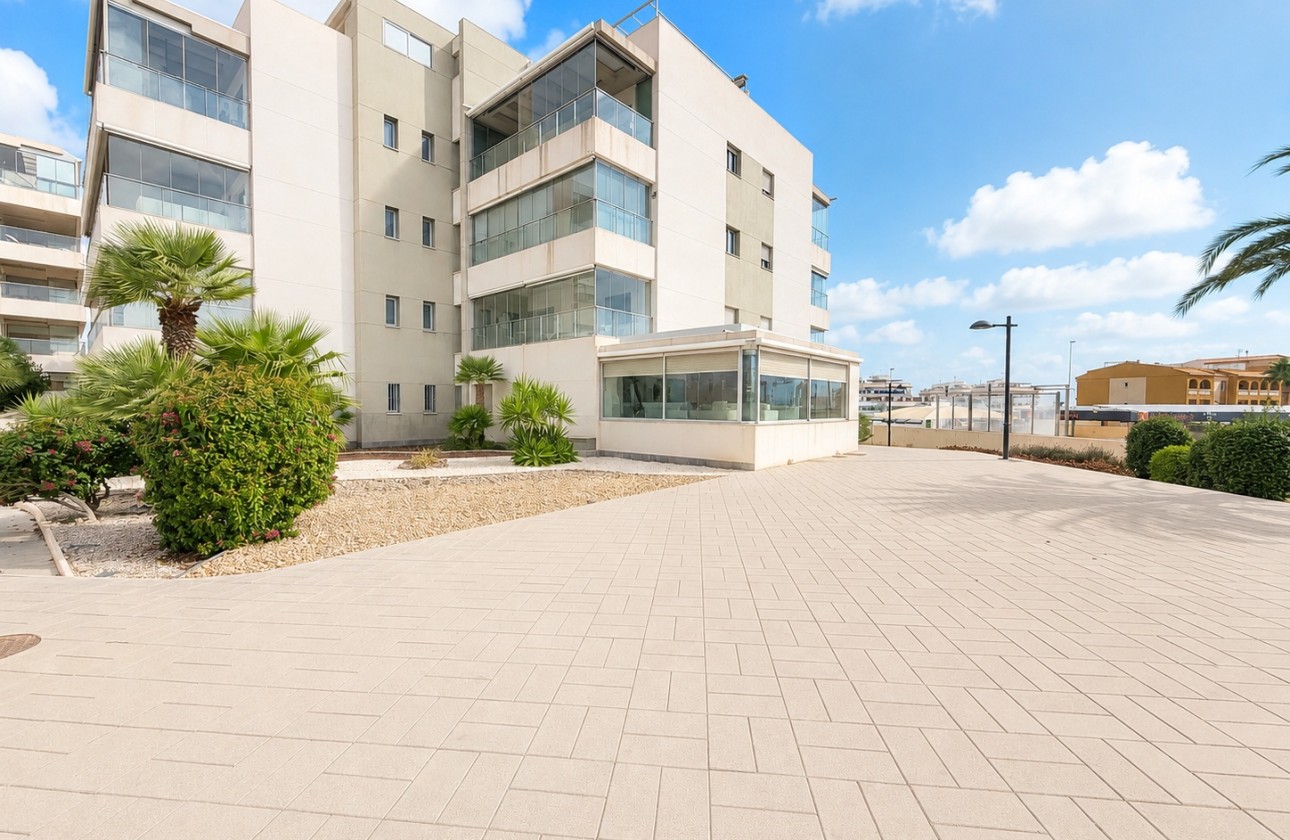 Sprzedaż - Apartament / Mieszkanie -
Los Dolses