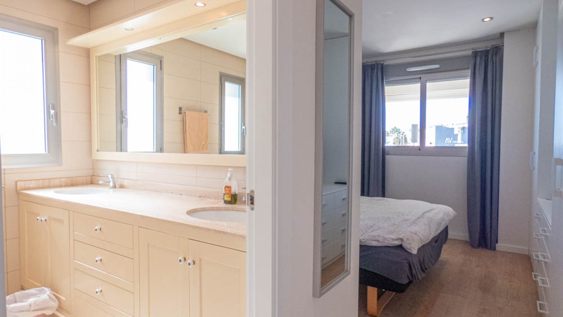 Sprzedaż - Apartament mieszkanie -
Los Dolses