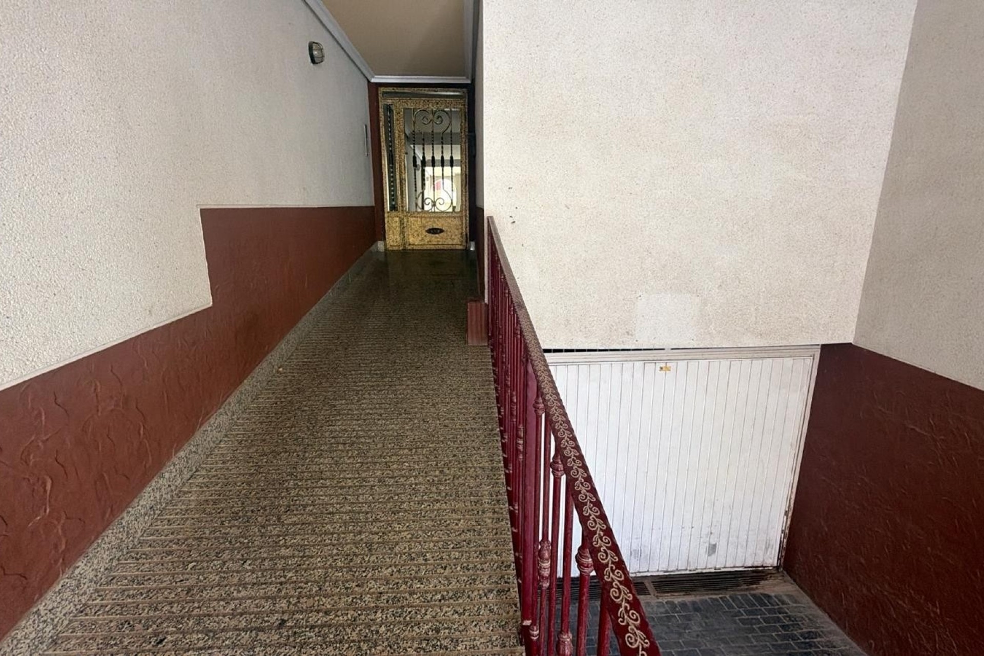 Sprzedaż - Apartament / Mieszkanie -
Los Montesinos - Centro