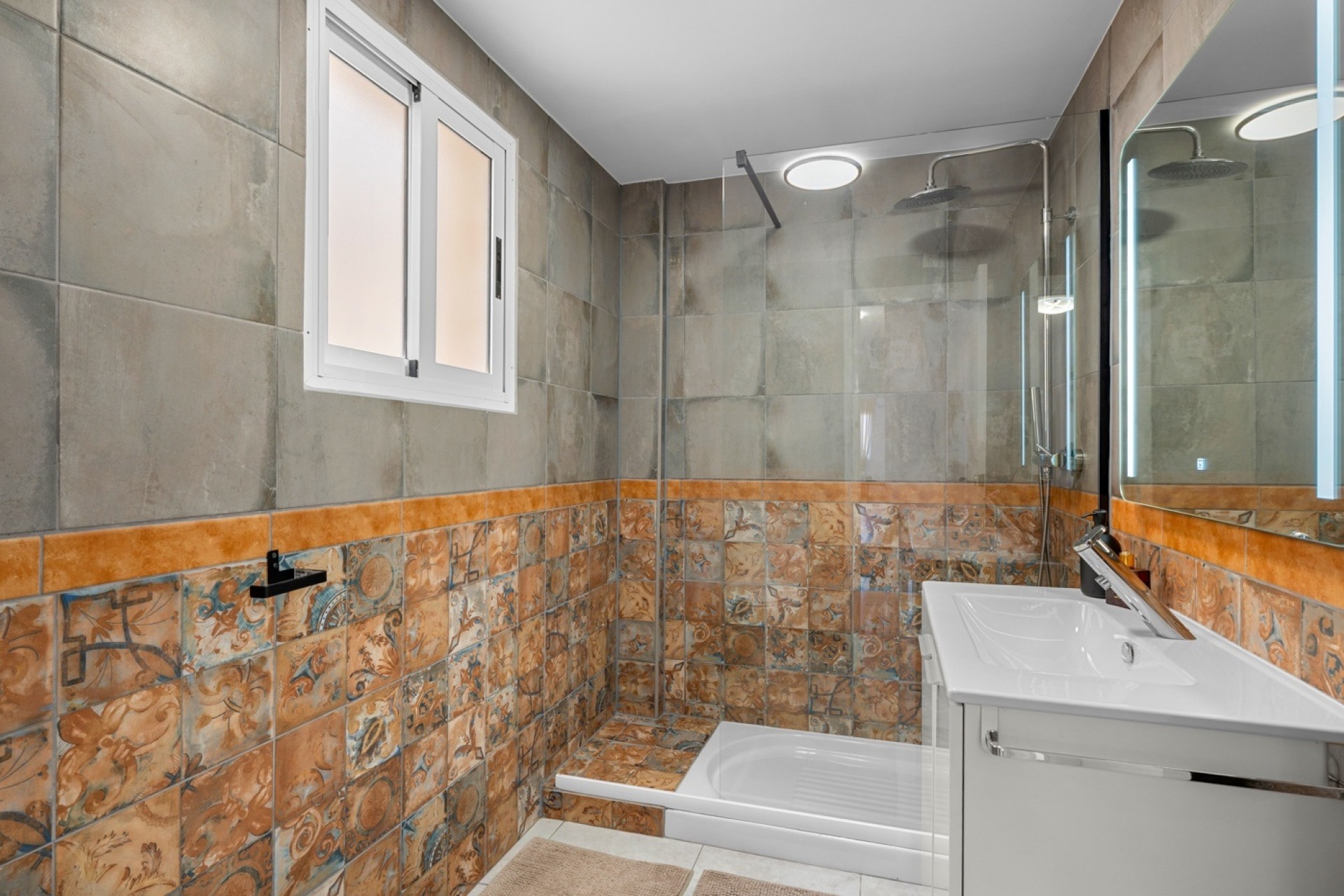 Sprzedaż - Apartament / Mieszkanie -
Los Urrutias - Estrella De Mar